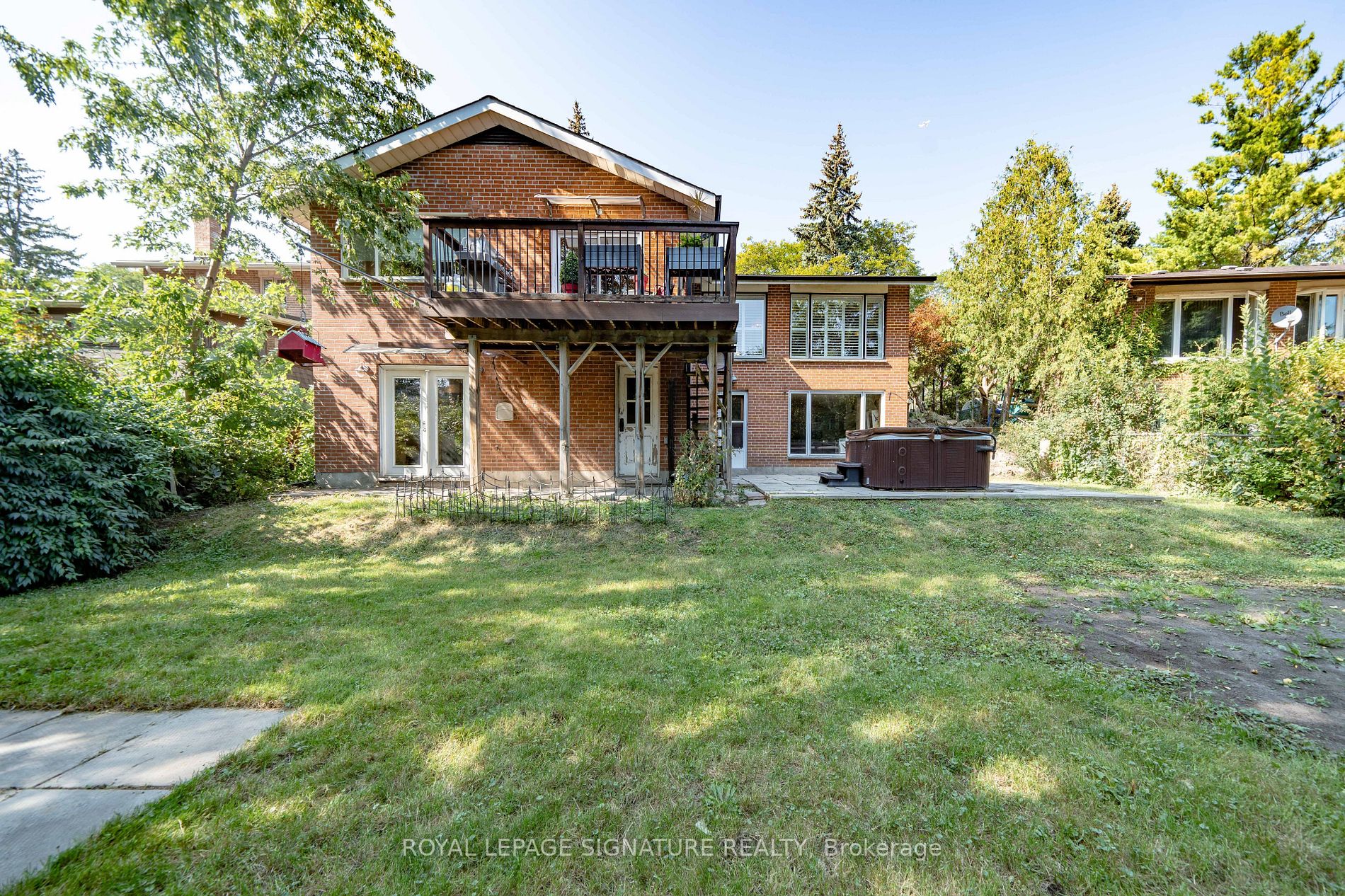37 Cornerbrook Dr