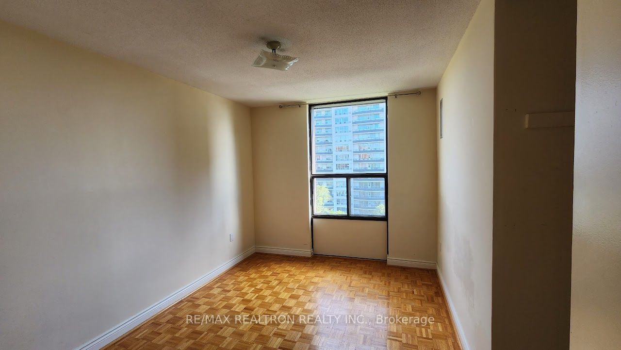 100 Canyon Ave, #801