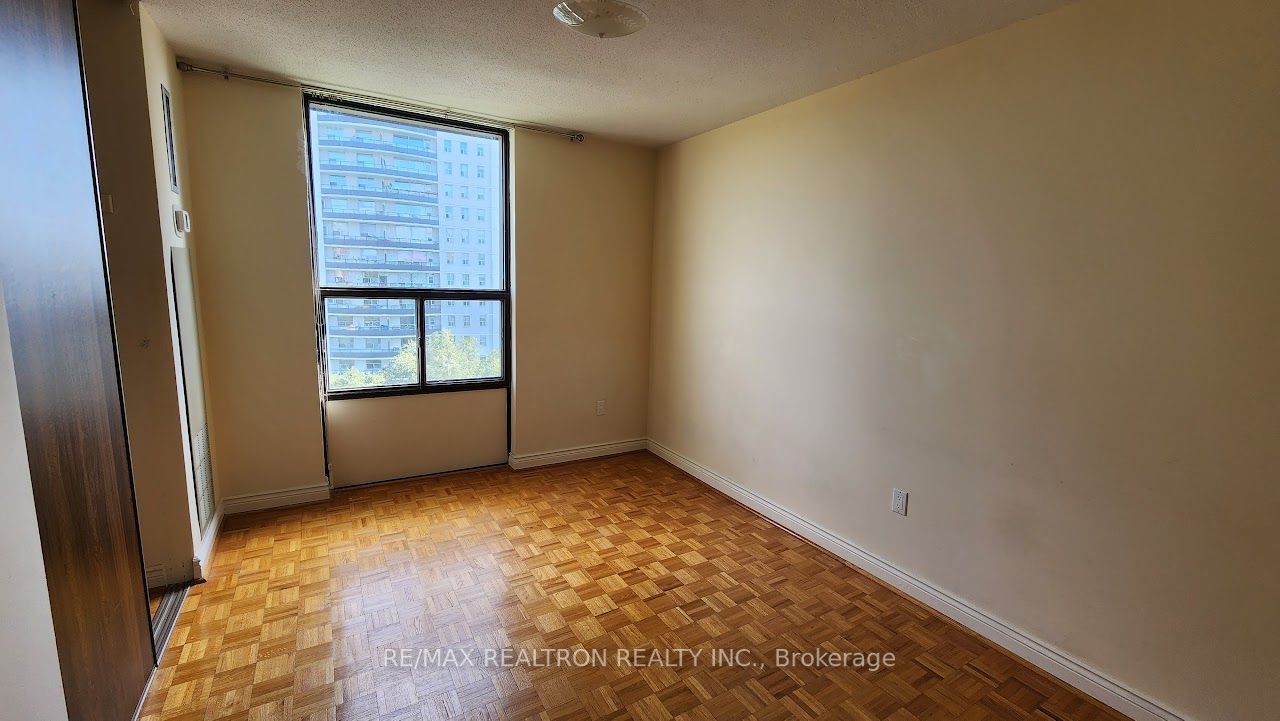 100 Canyon Ave, #801
