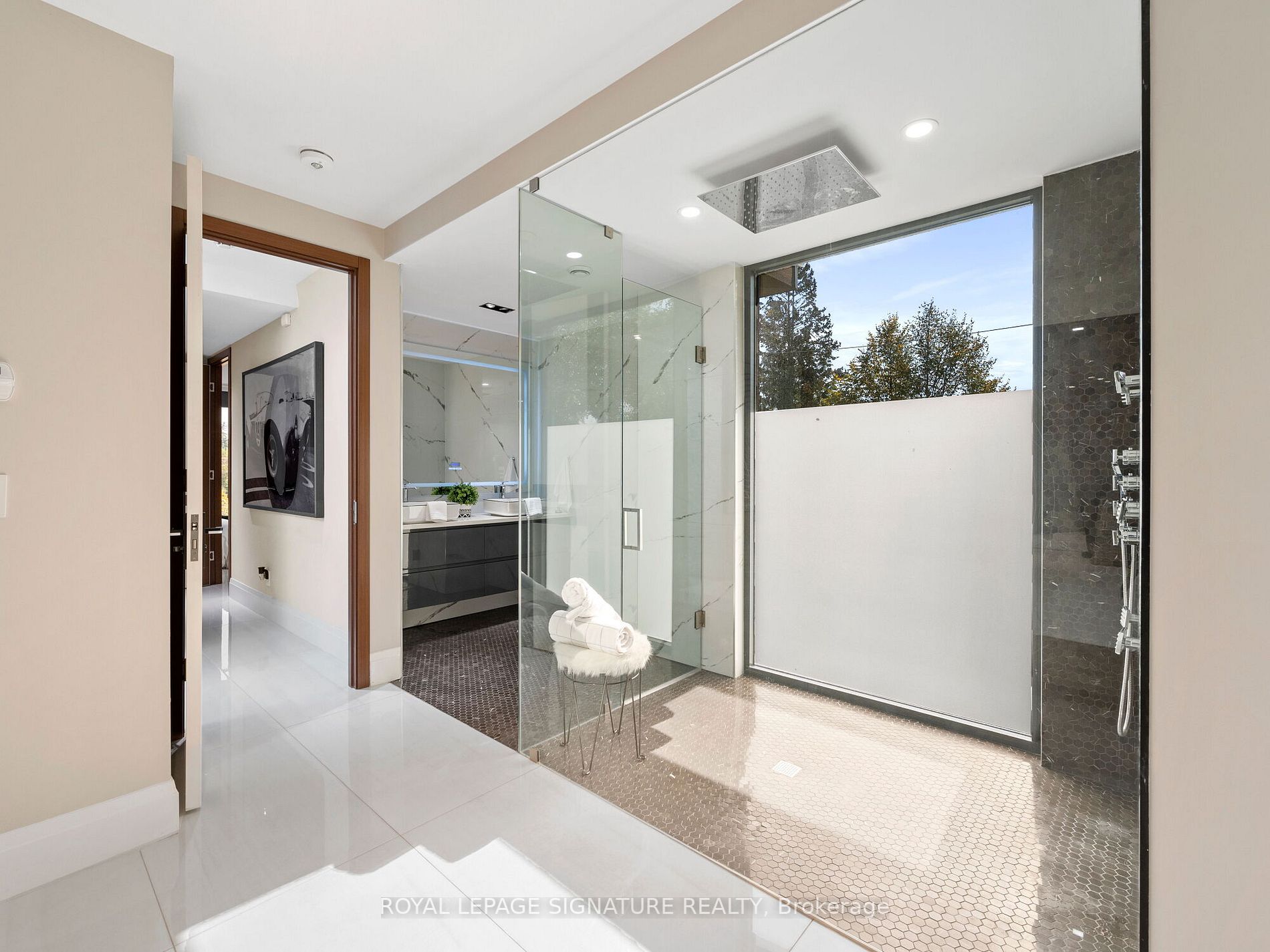28 Kirkland Blvd