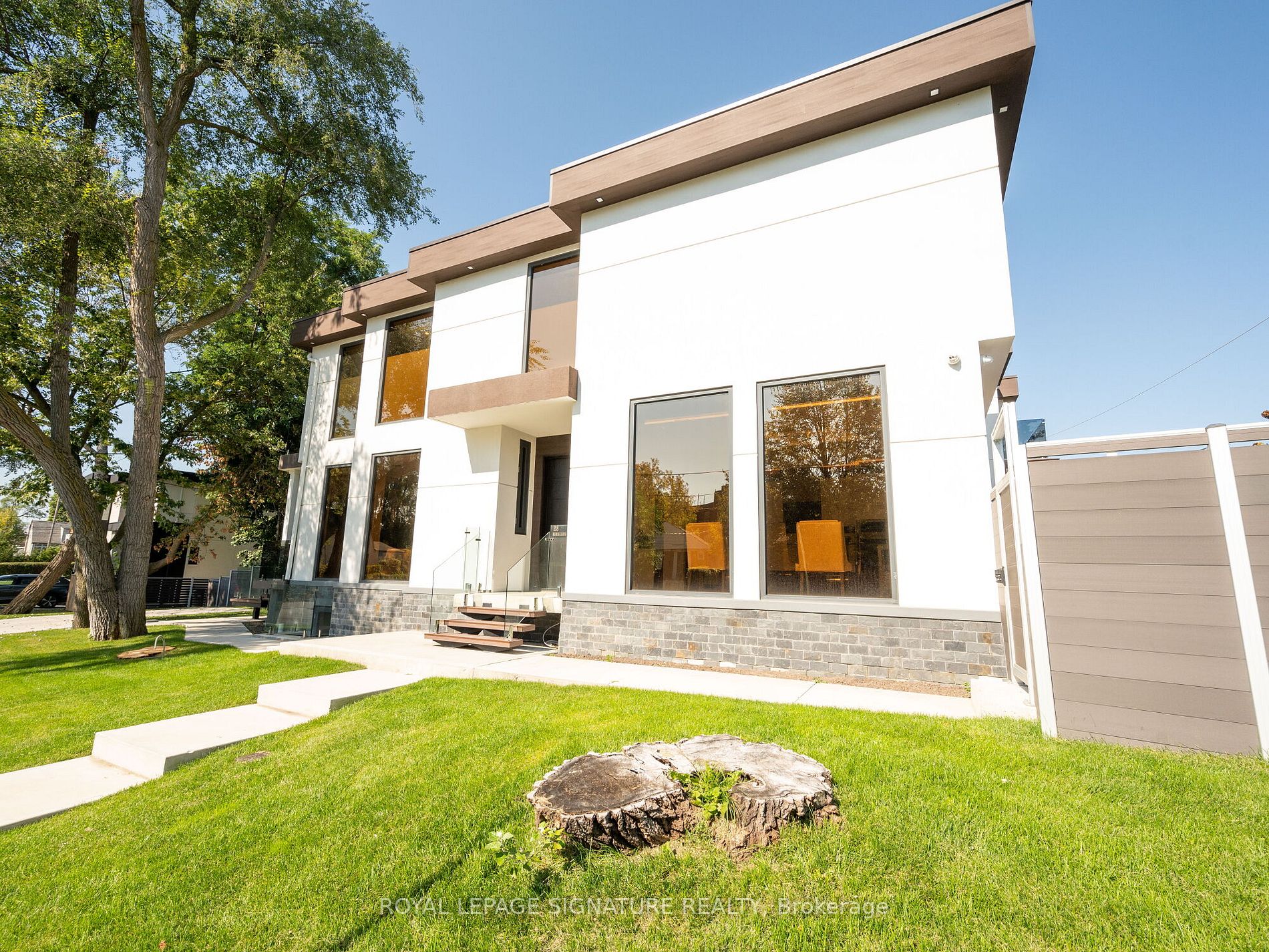 28 Kirkland Blvd