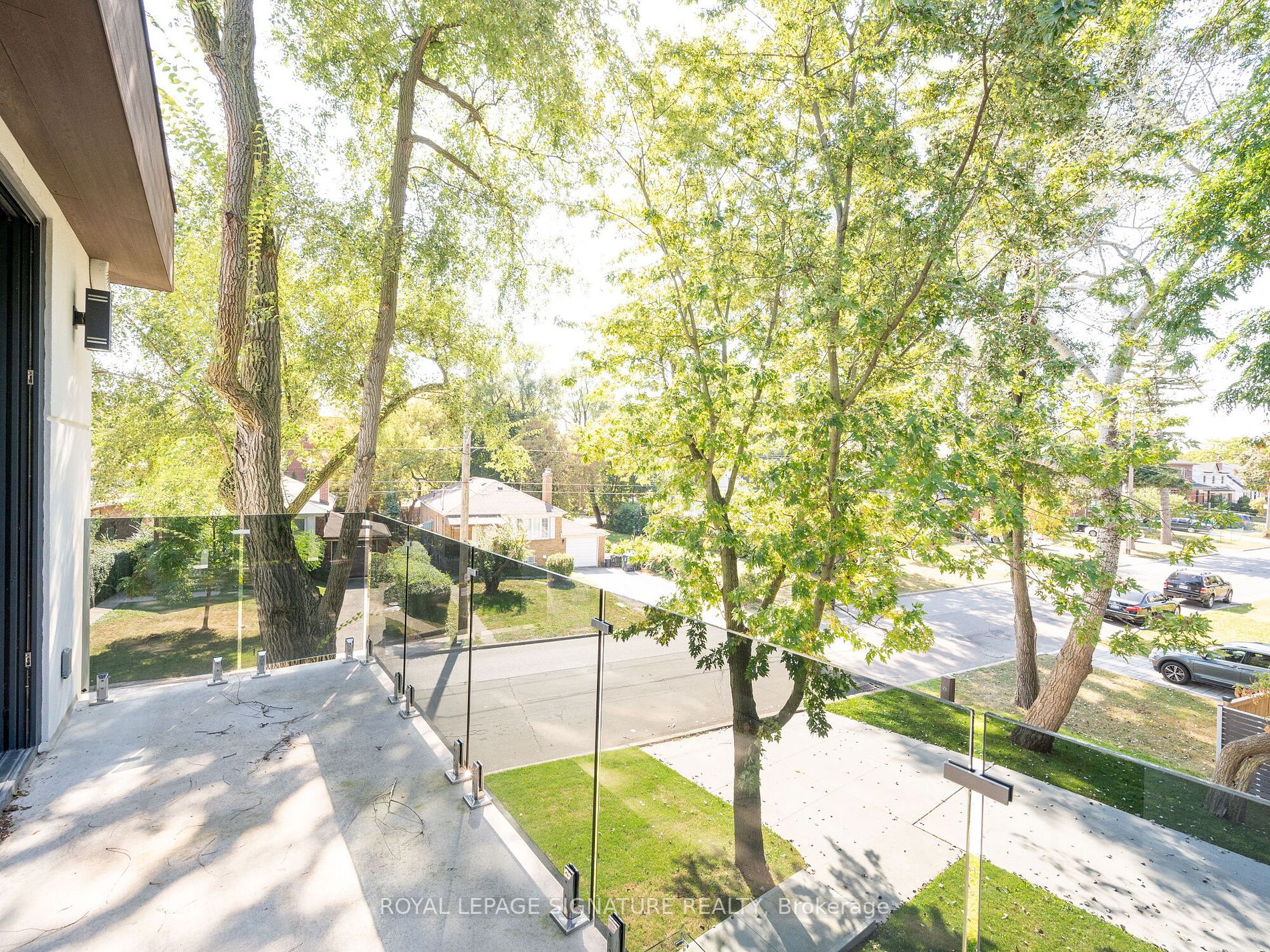 28 Kirkland Blvd