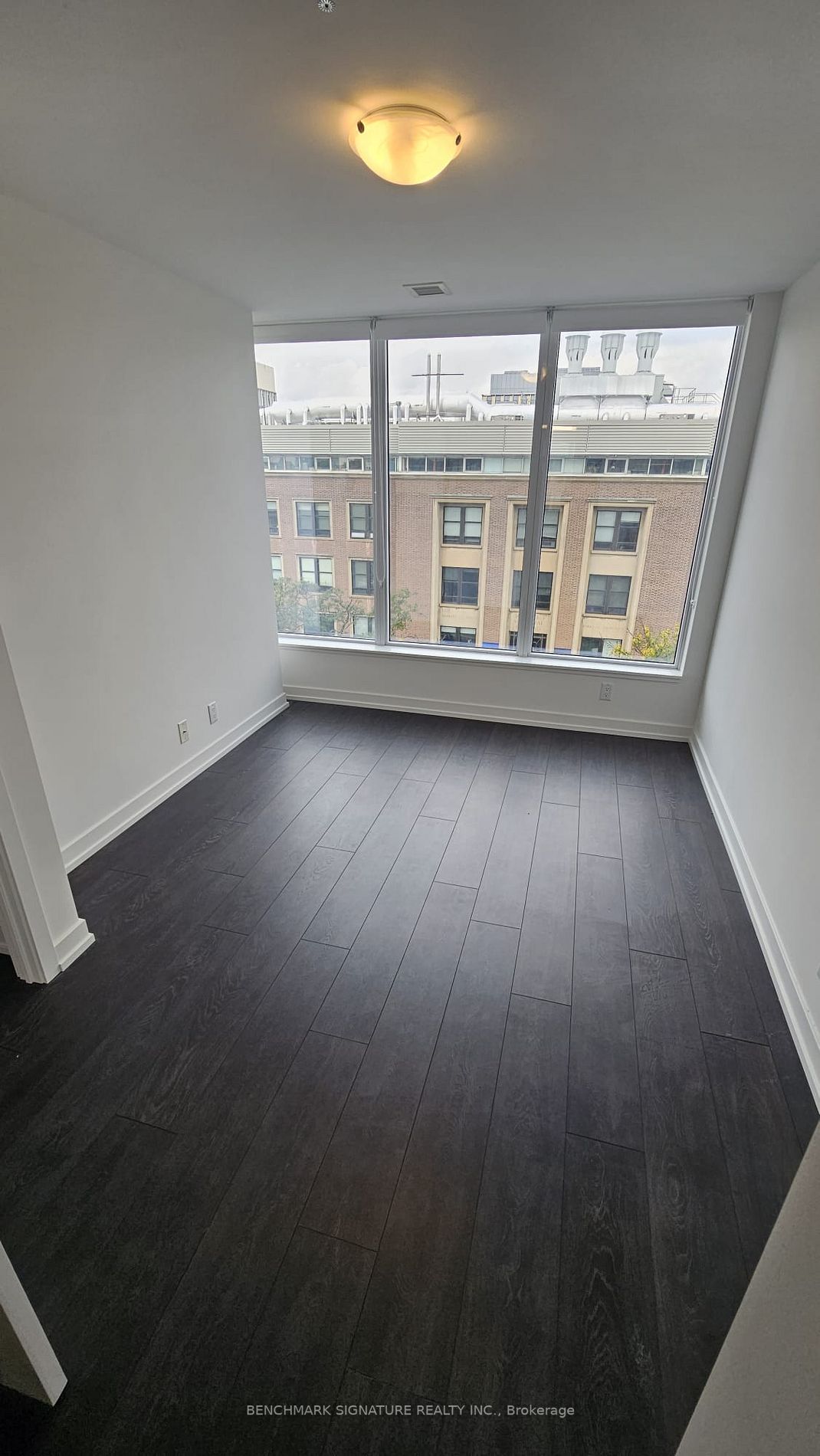 203 College St, #506