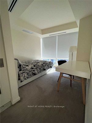 180 University Ave, #4102