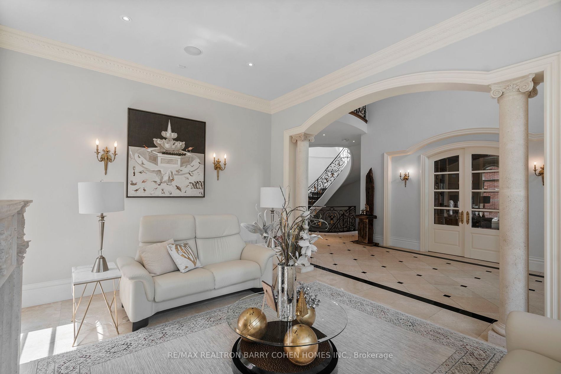 28 Arjay Cres