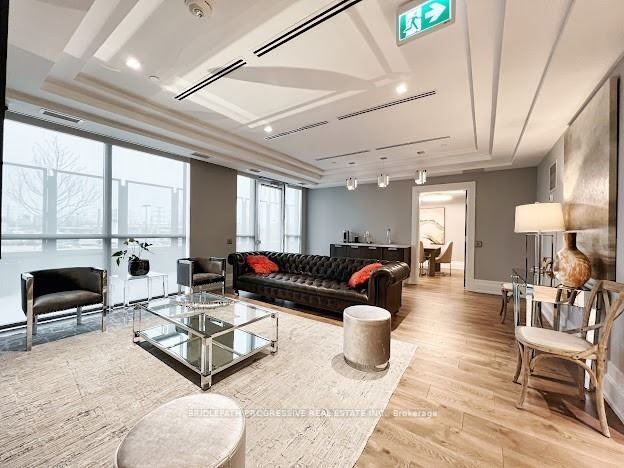 3 Southvale Dr, #405