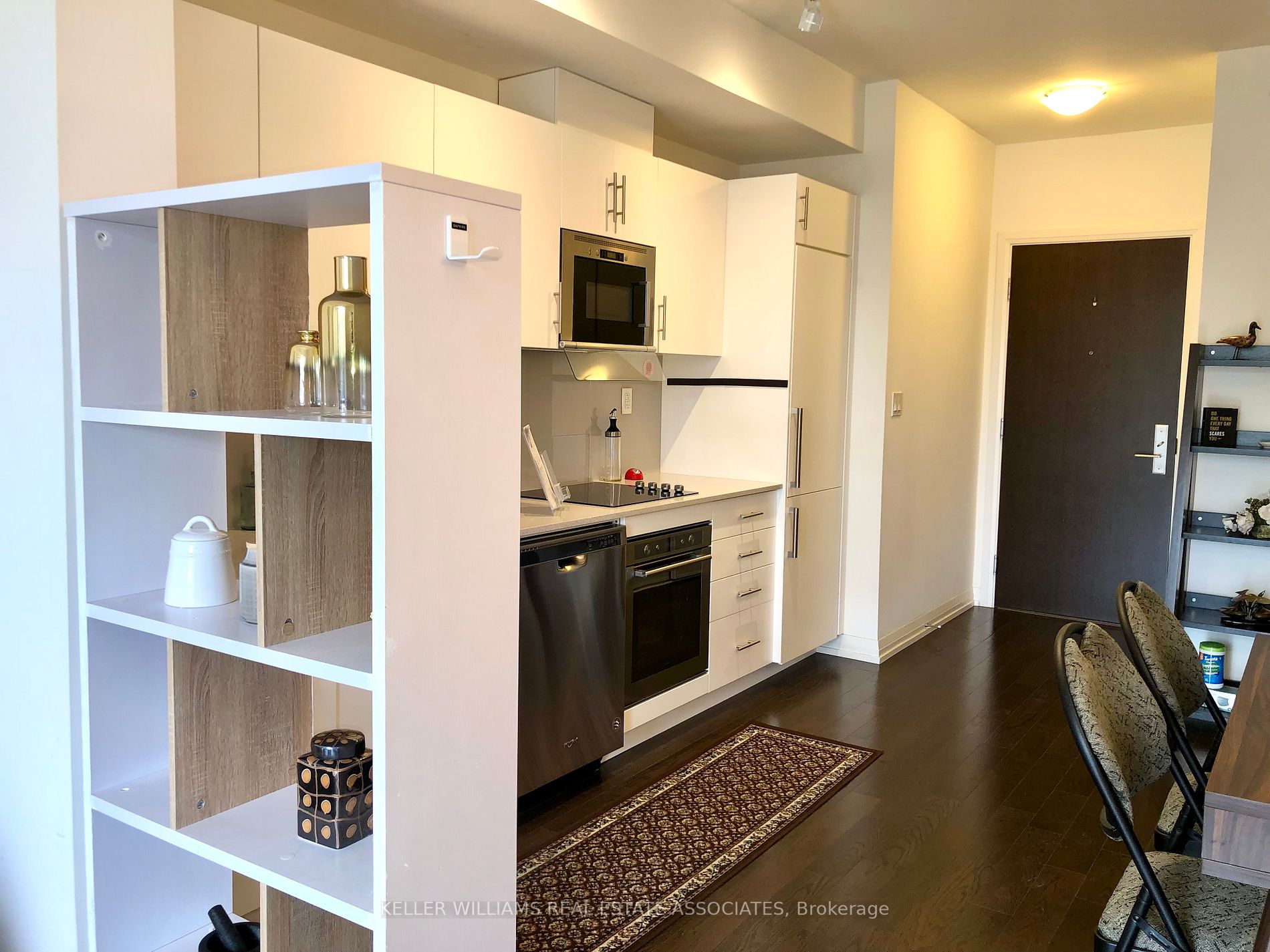 460 Adelaide St E, #729