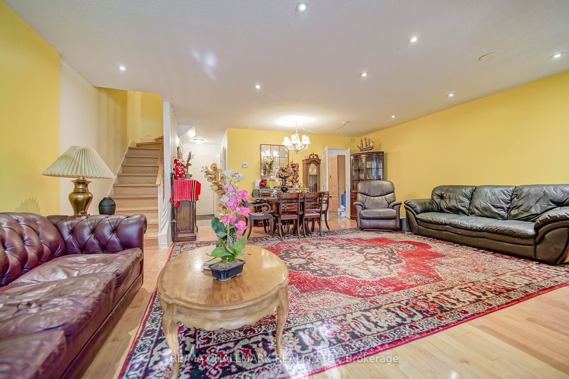 4005 Don Mills Road, #104