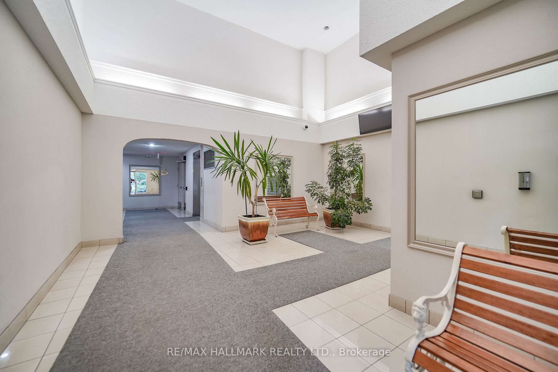 4005 Don Mills Road, #104