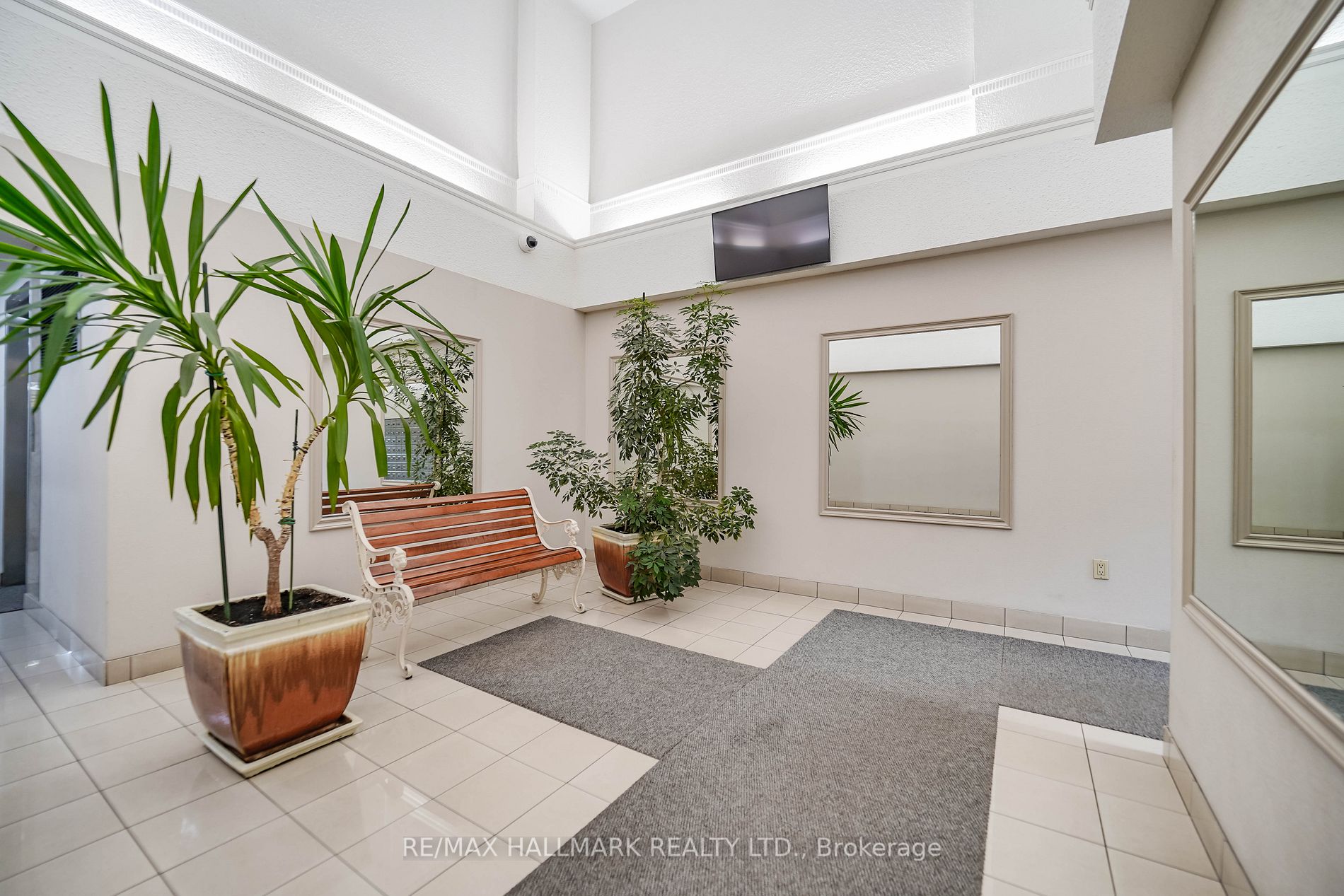4005 Don Mills Road, #104