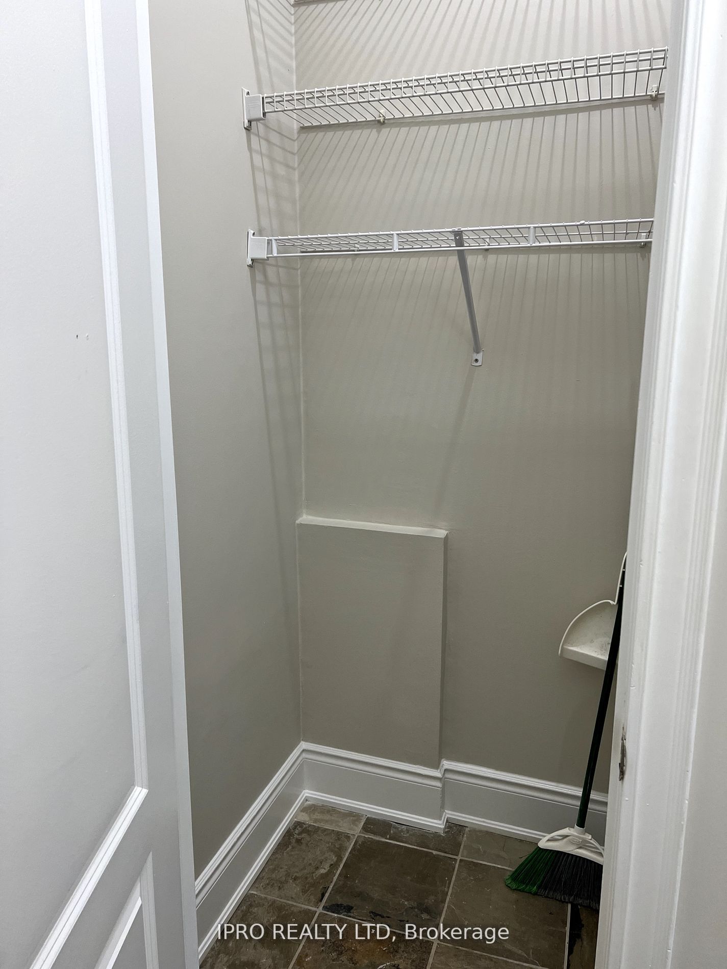 1111 Avenue Road, #102