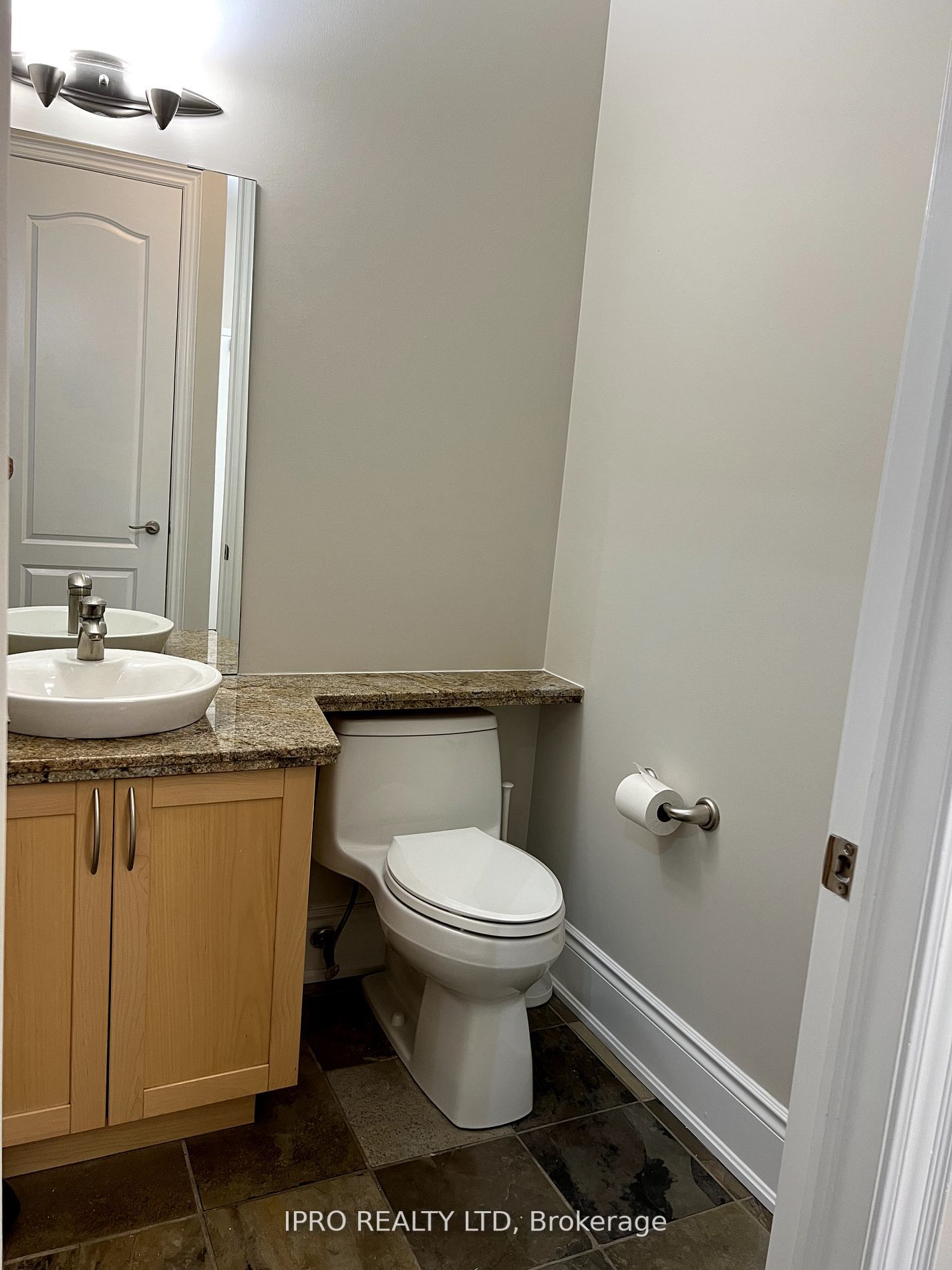 1111 Avenue Road, #102