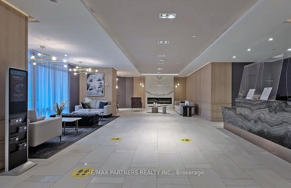 621 Sheppard Ave E, #110