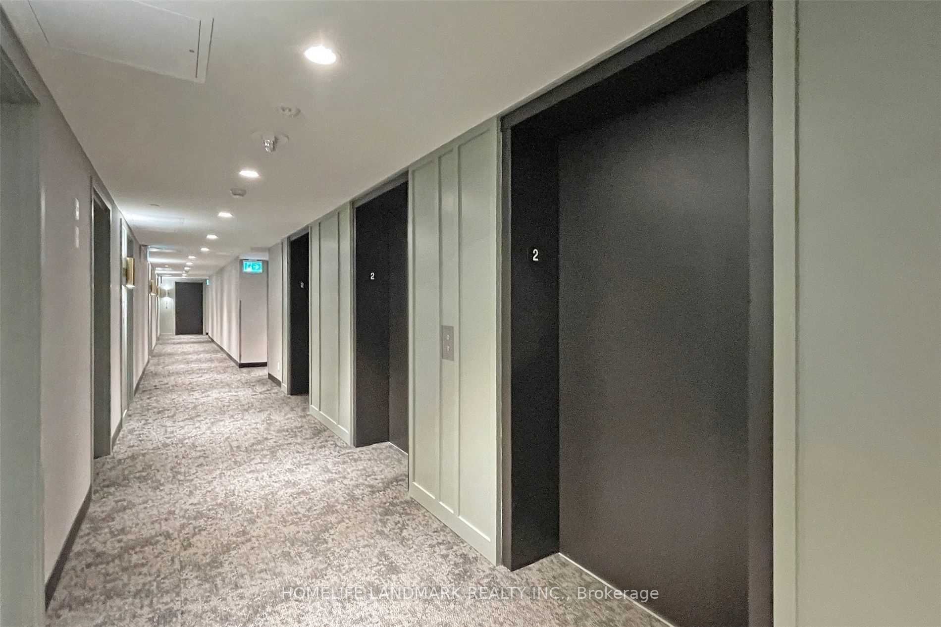 60 Shuter Street #201