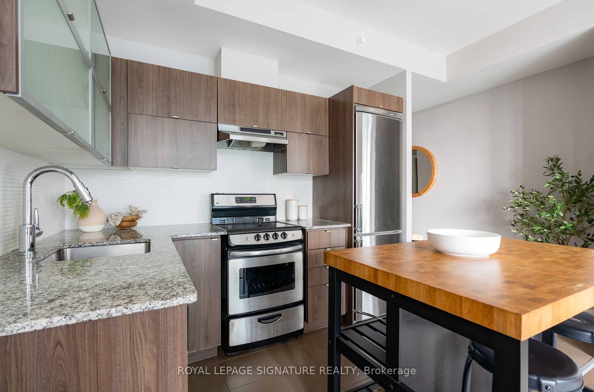 170 Fort York Blvd, #1306