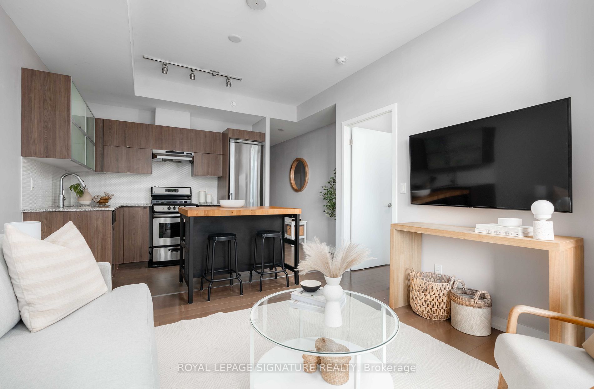 170 Fort York Blvd, #1306