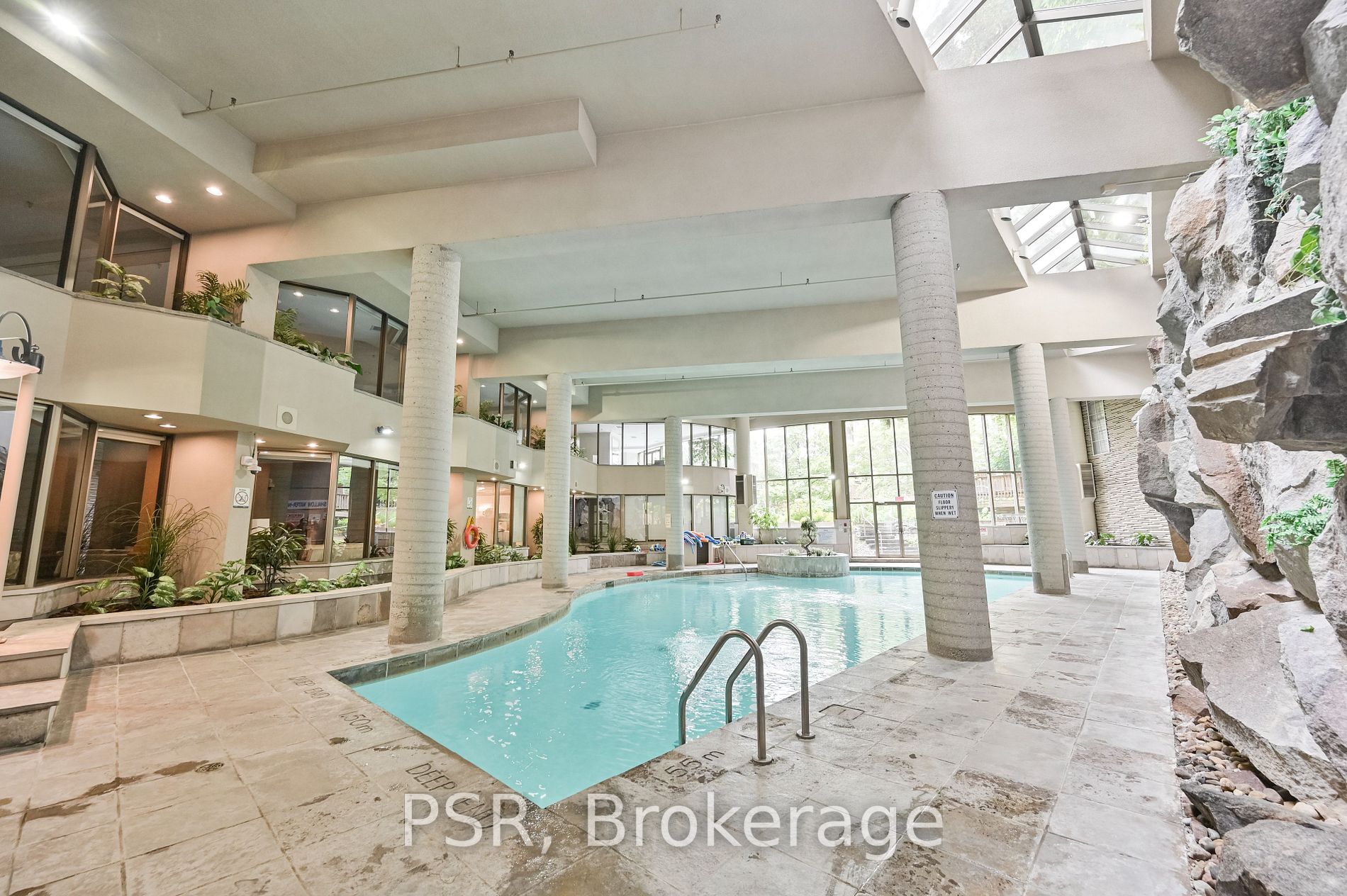 3800 Yonge Street, #PH18