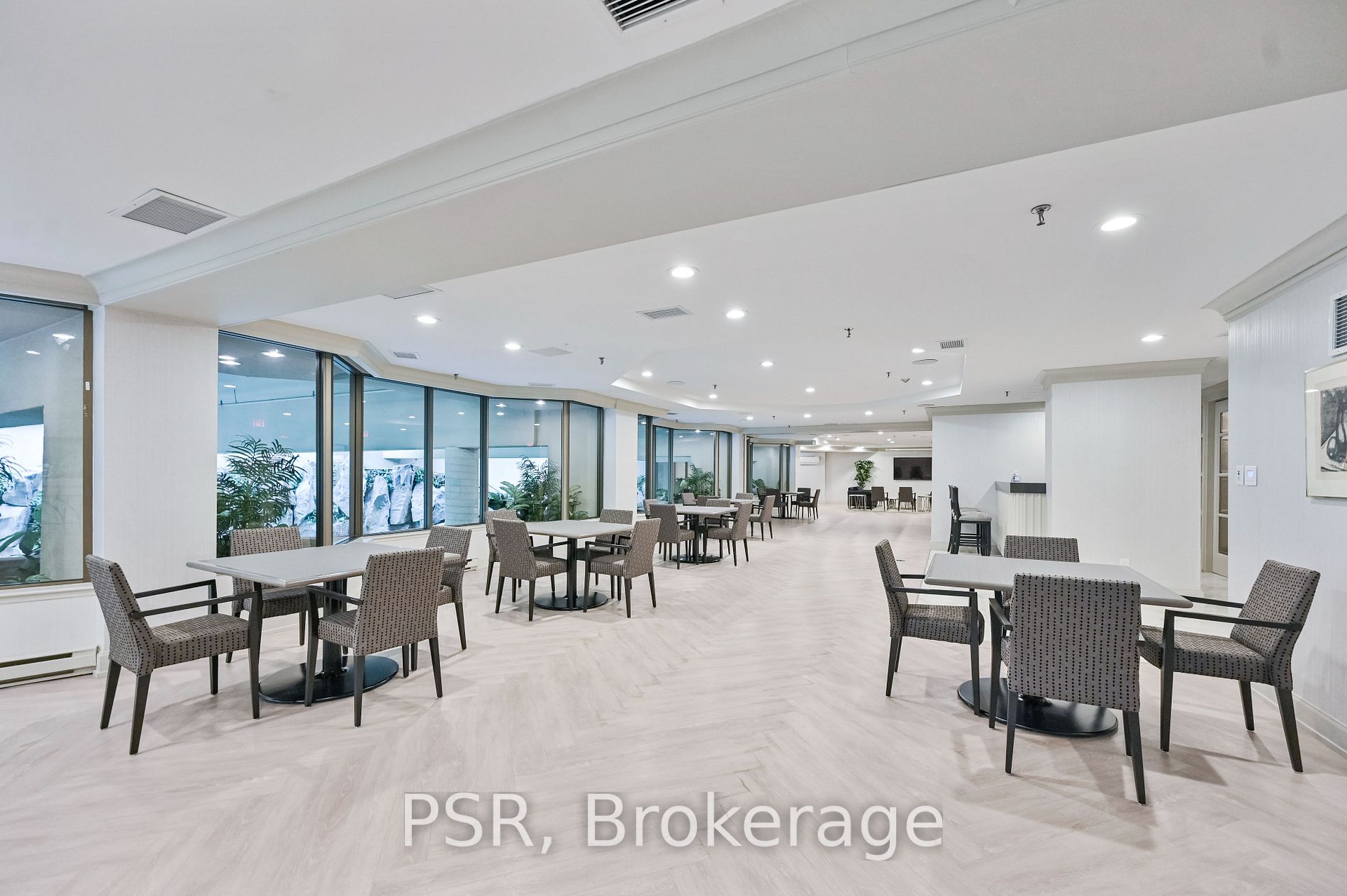 3800 Yonge Street, #PH18