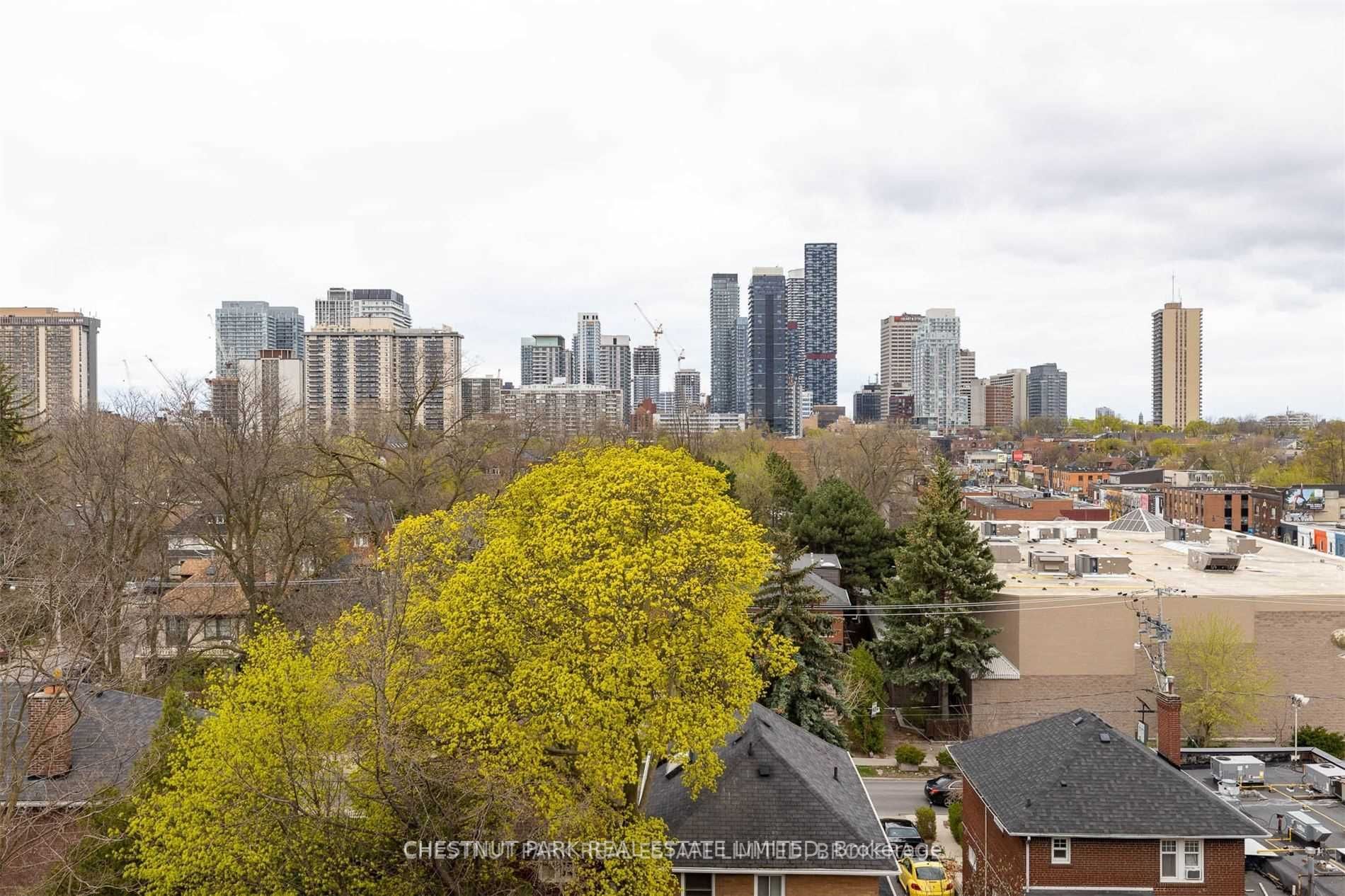 2727 Yonge St, #711