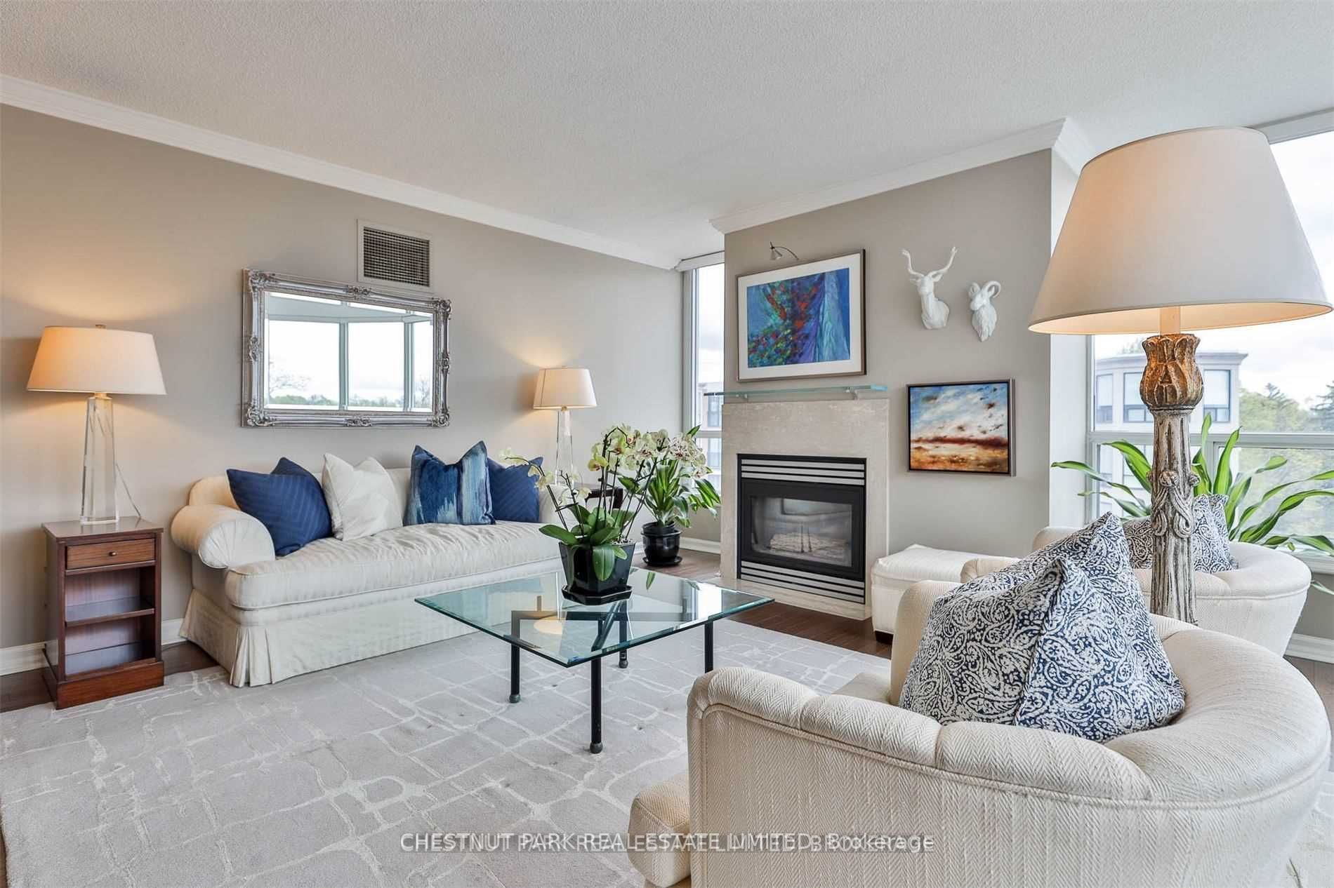 2727 Yonge St, #711