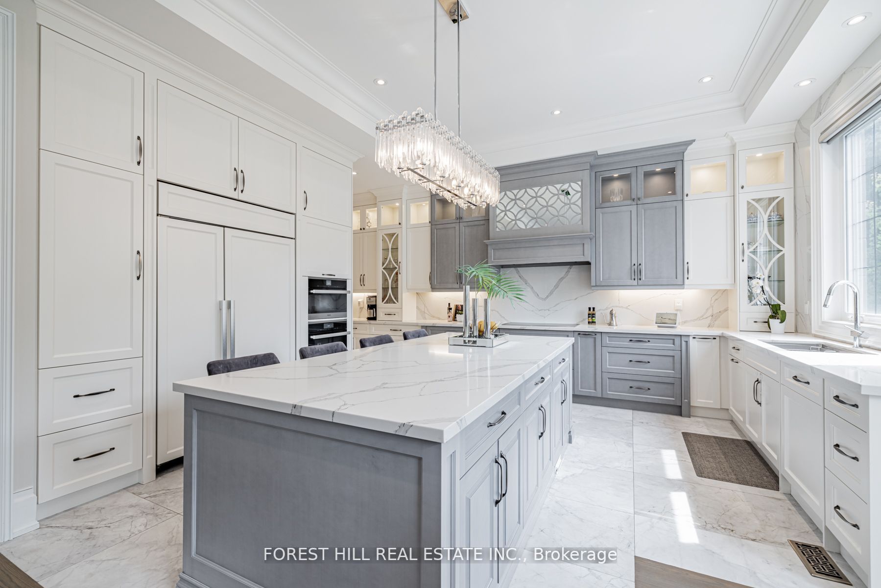 61 Hawksbury Drive