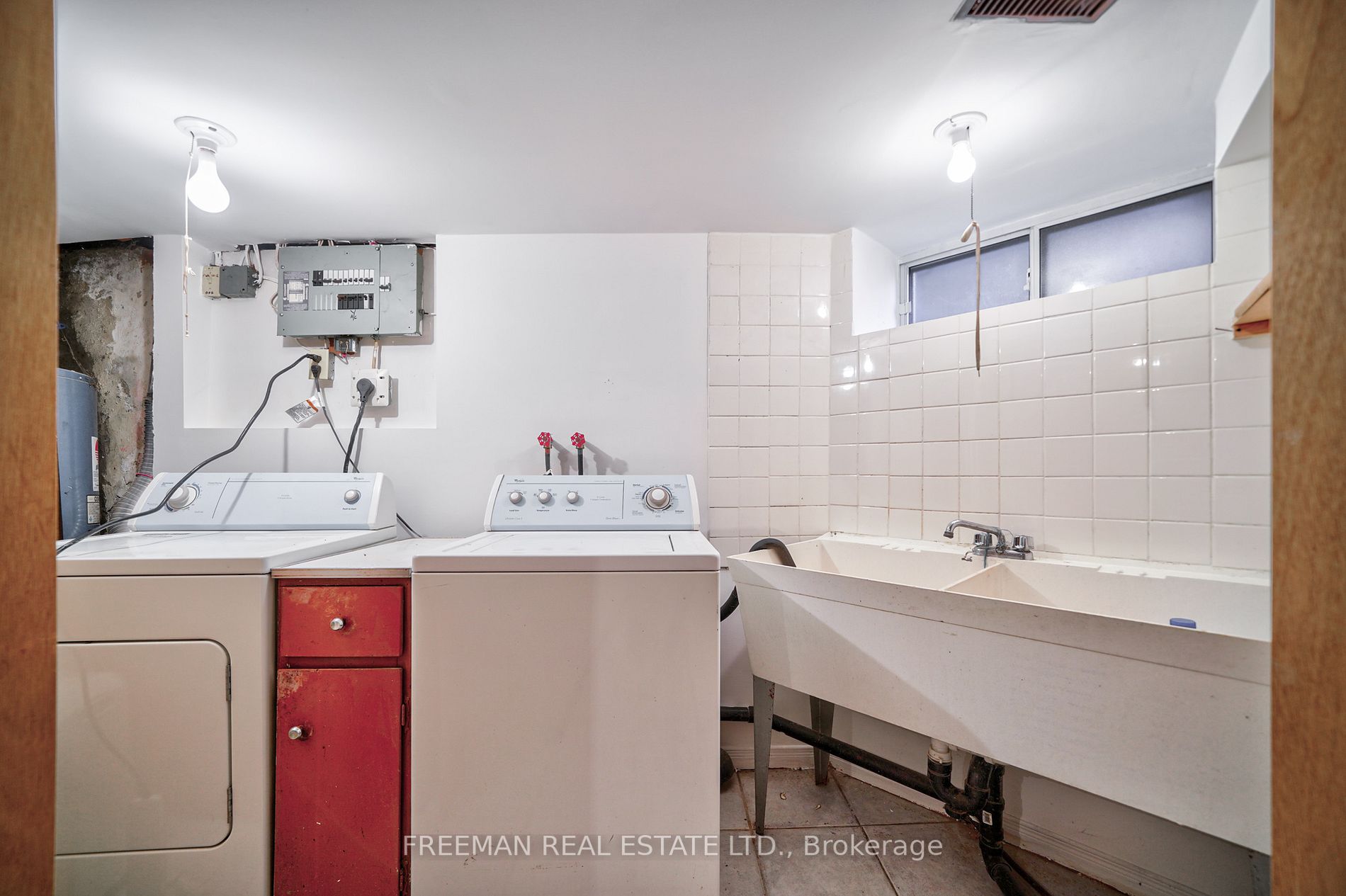 491 Manning Ave