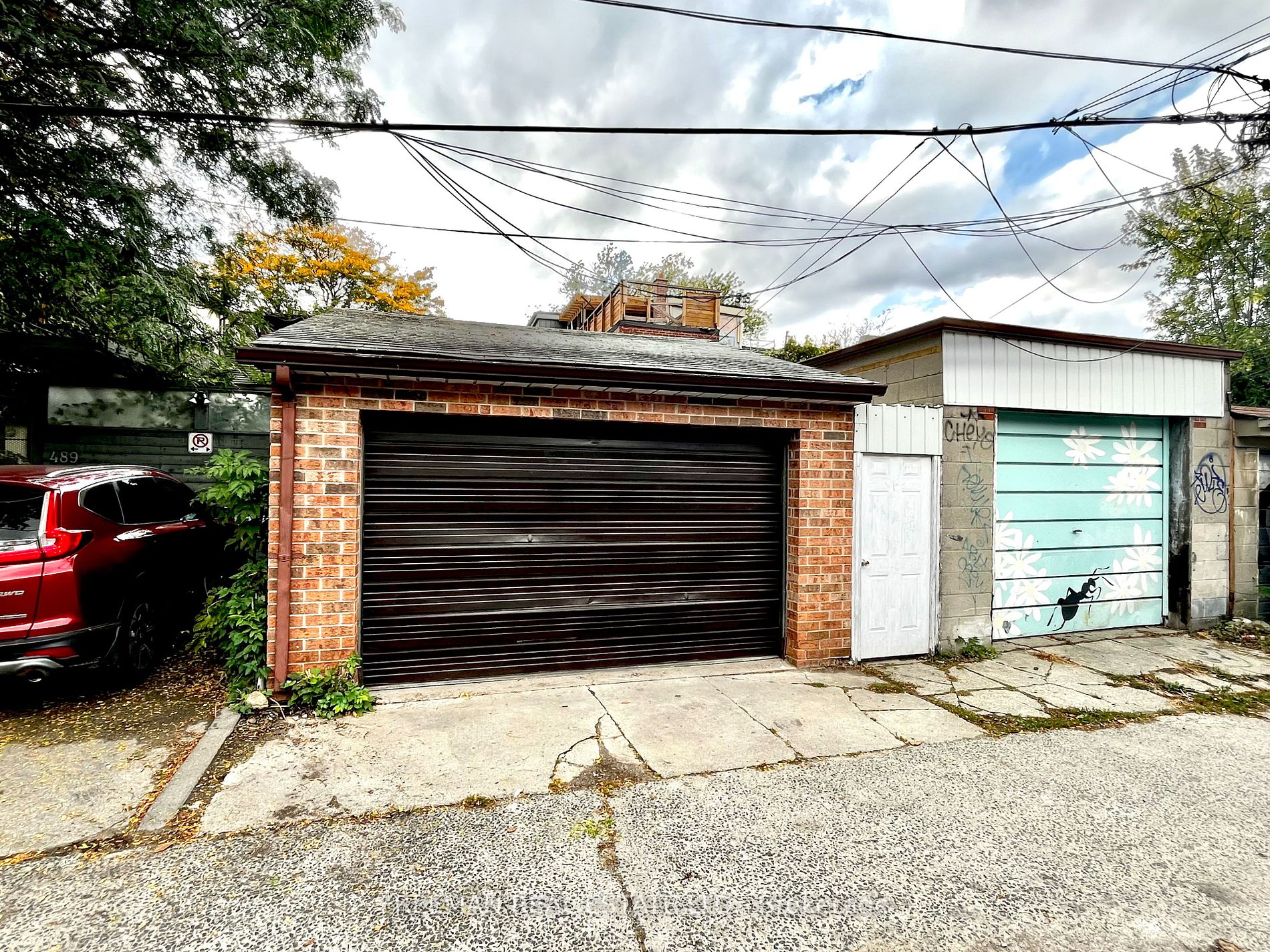 491 Manning Ave