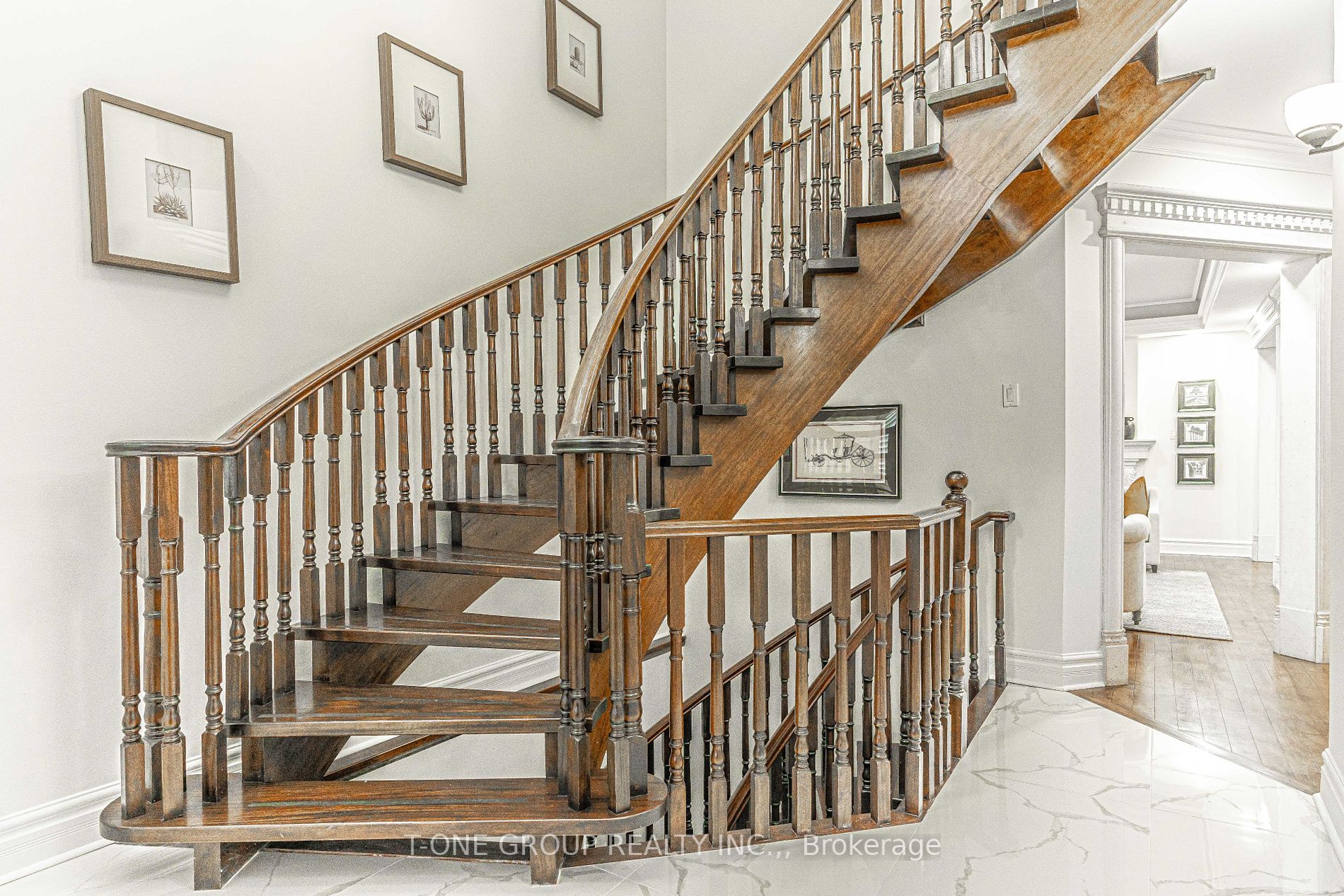 83 Harlandale Ave