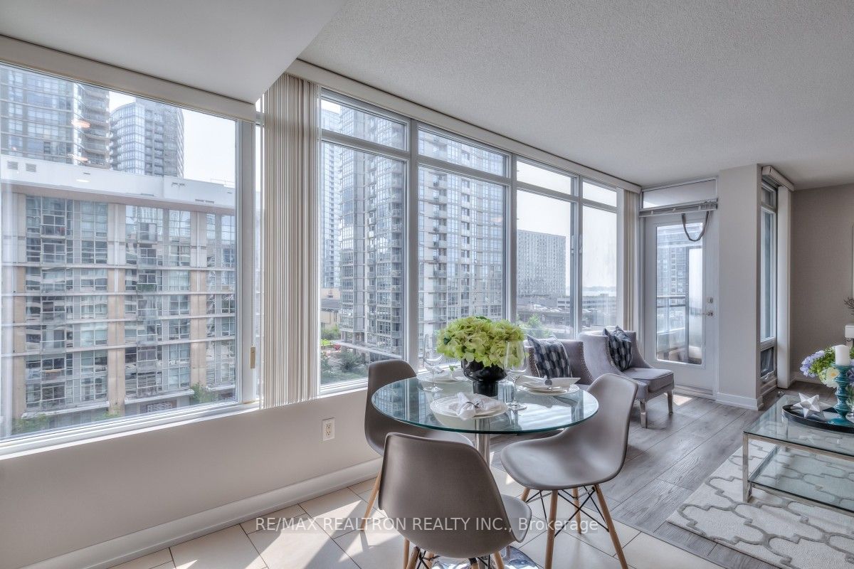15 Brunel Crt, #715
