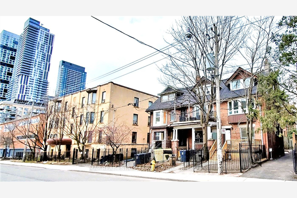 376 George St, Toronto