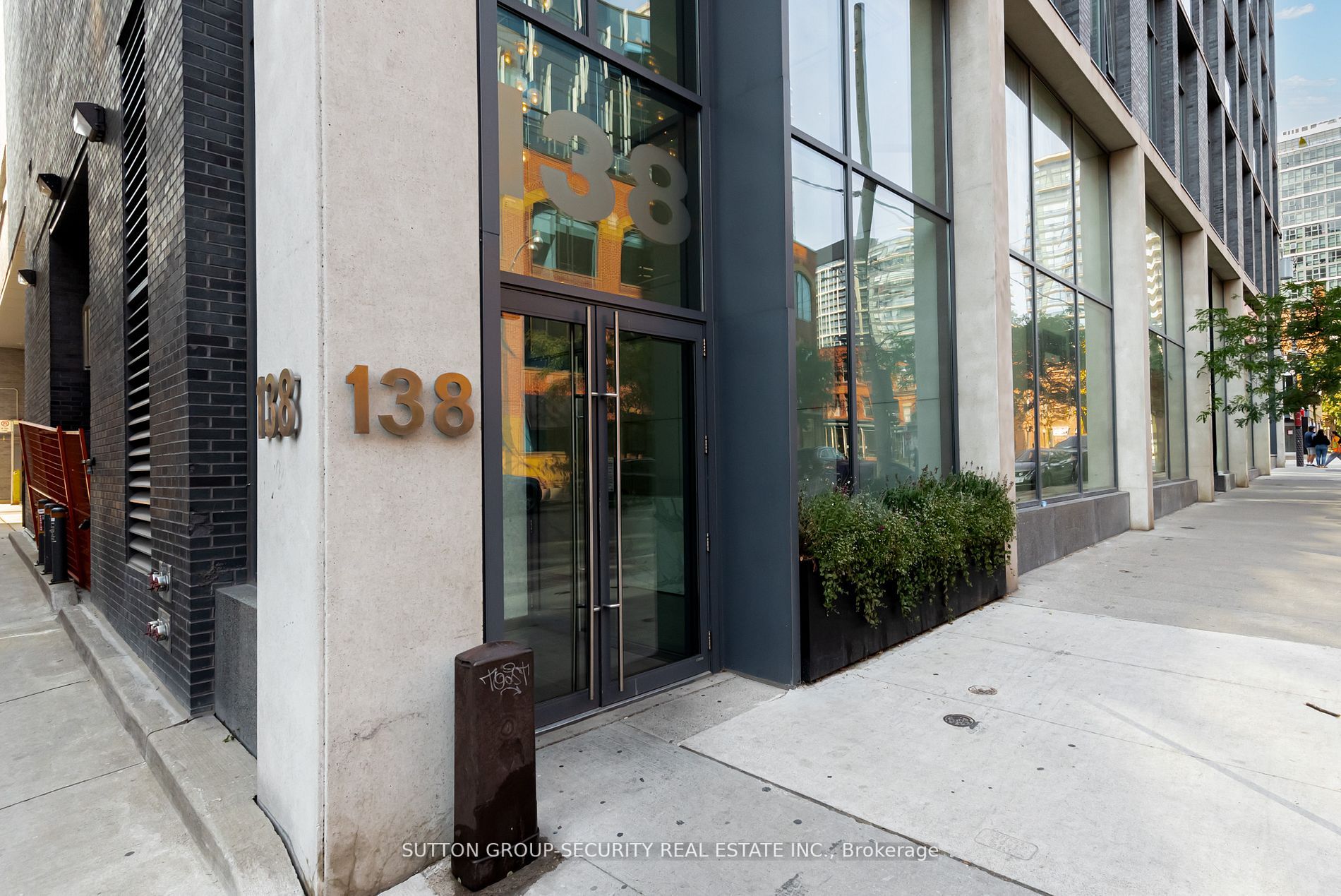 138 Princess St, #616