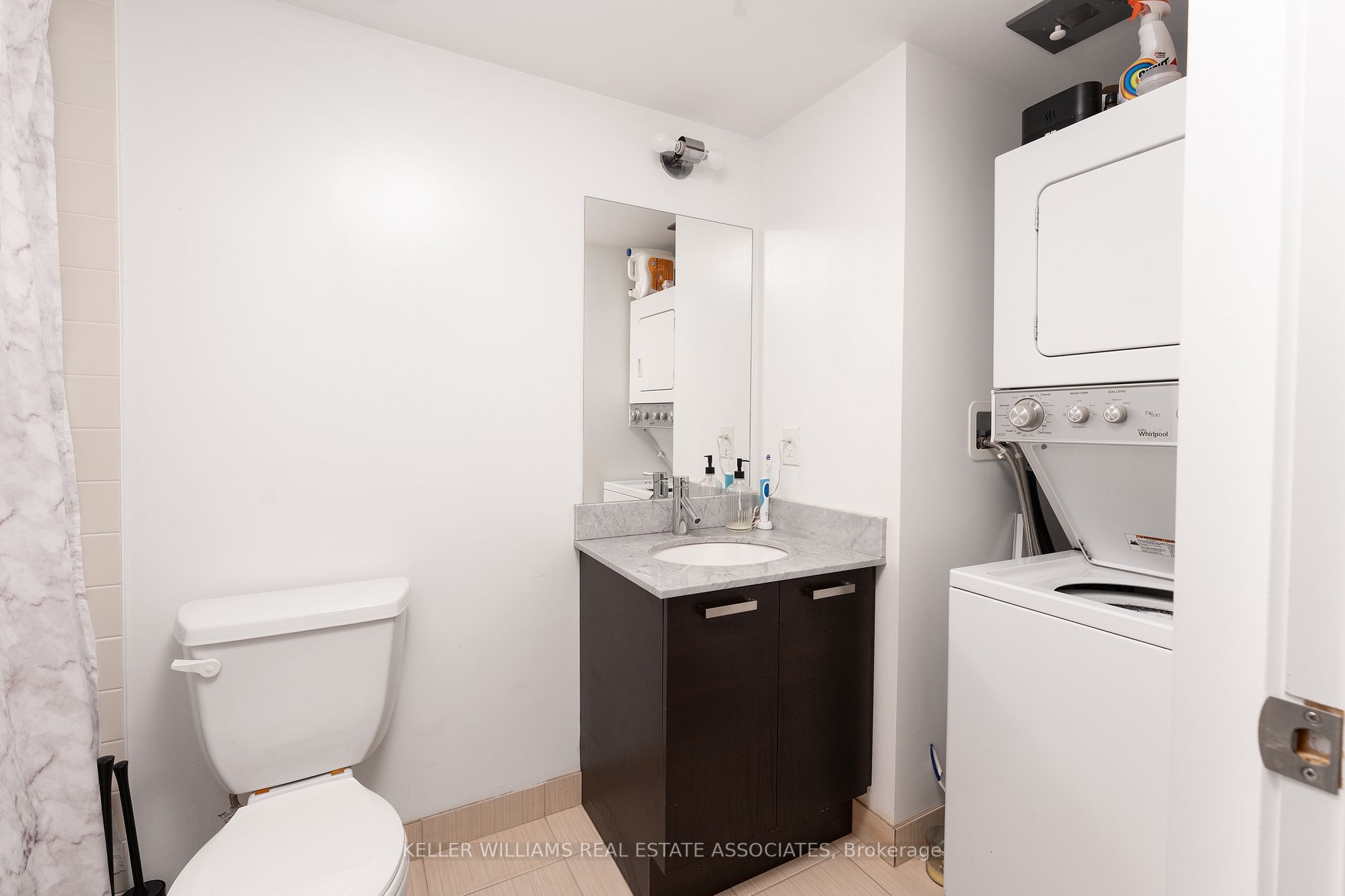 68 Abell St, #837