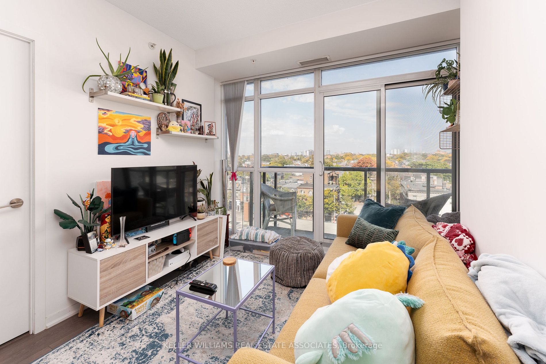 68 Abell St, #837