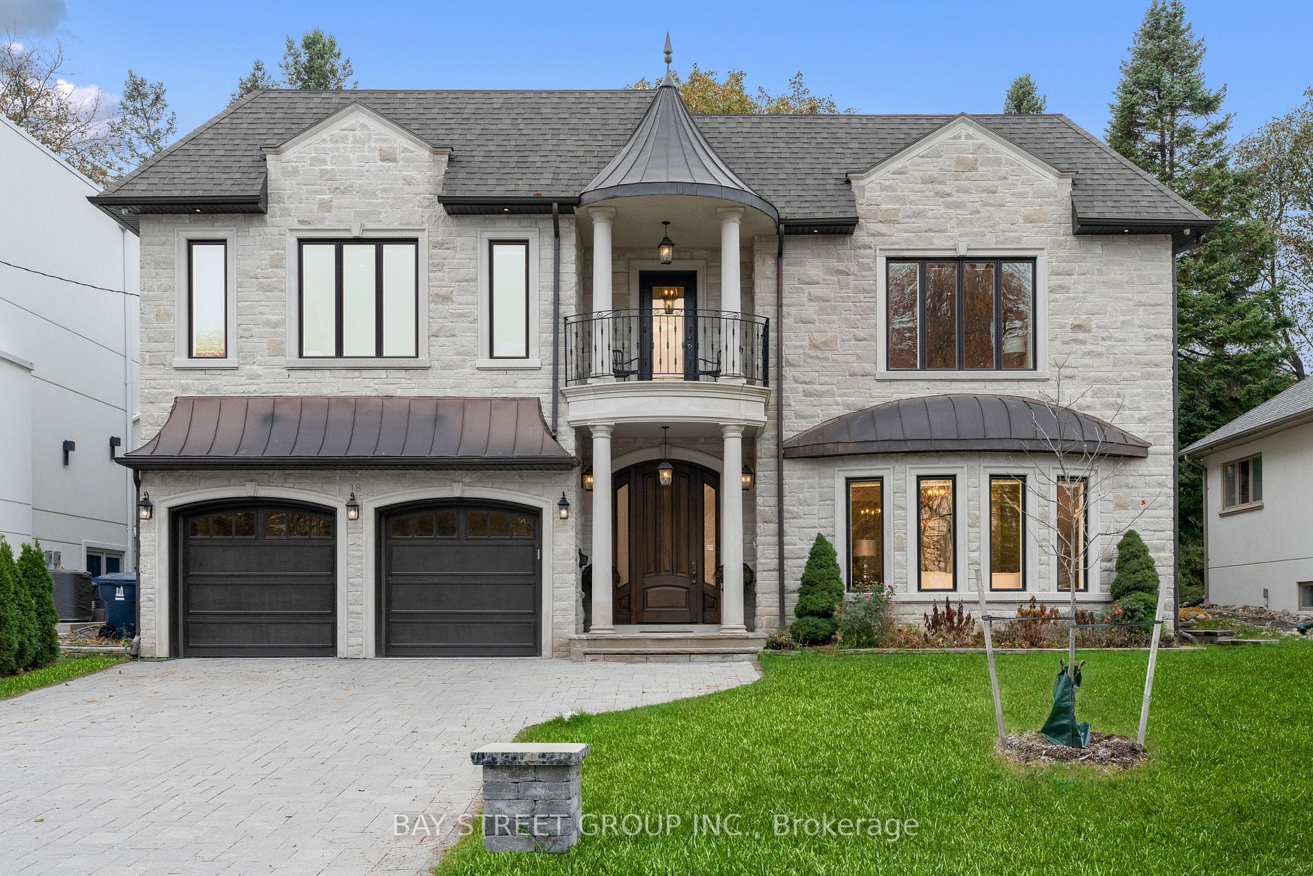 18 VIAMEDE Crescent