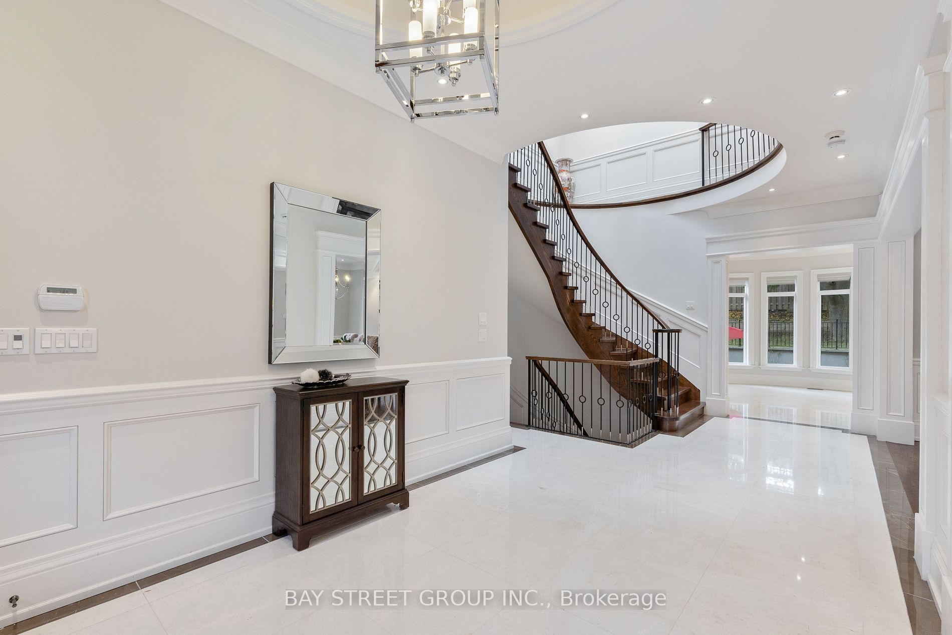 18 VIAMEDE Crescent