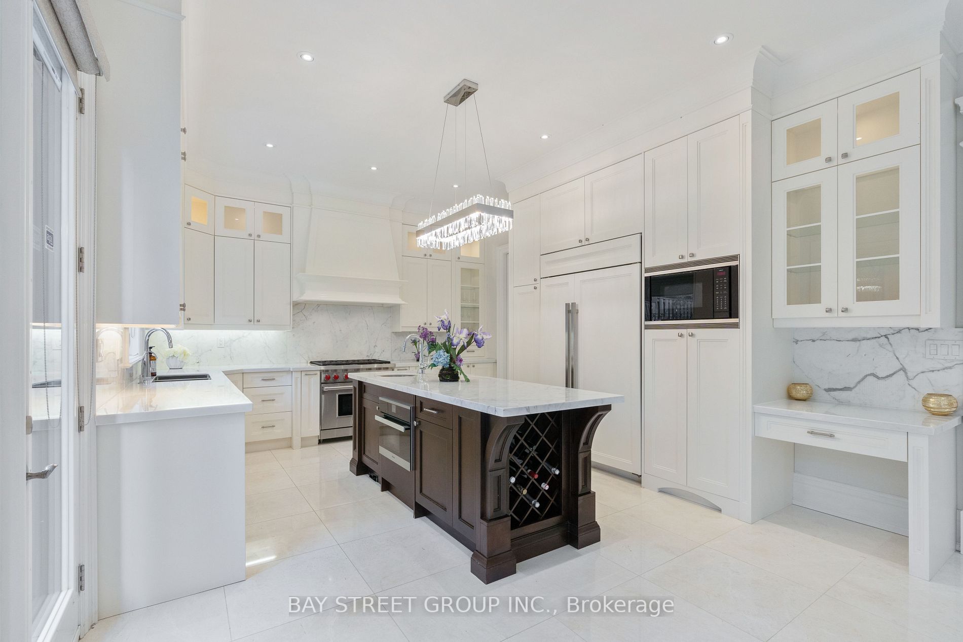 18 VIAMEDE Crescent