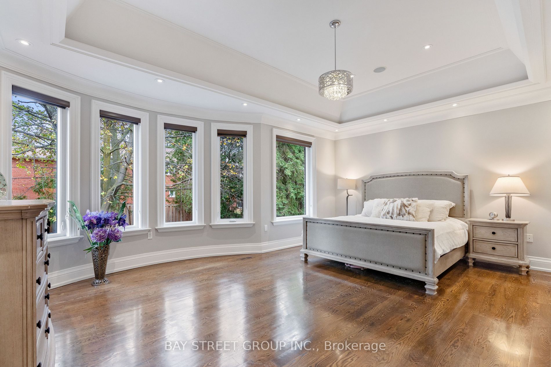18 VIAMEDE Crescent