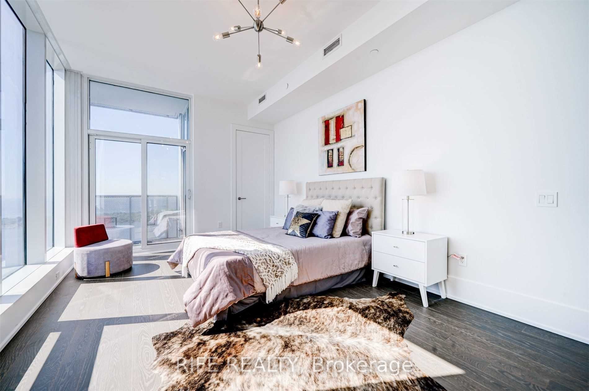 10 York St, #6305