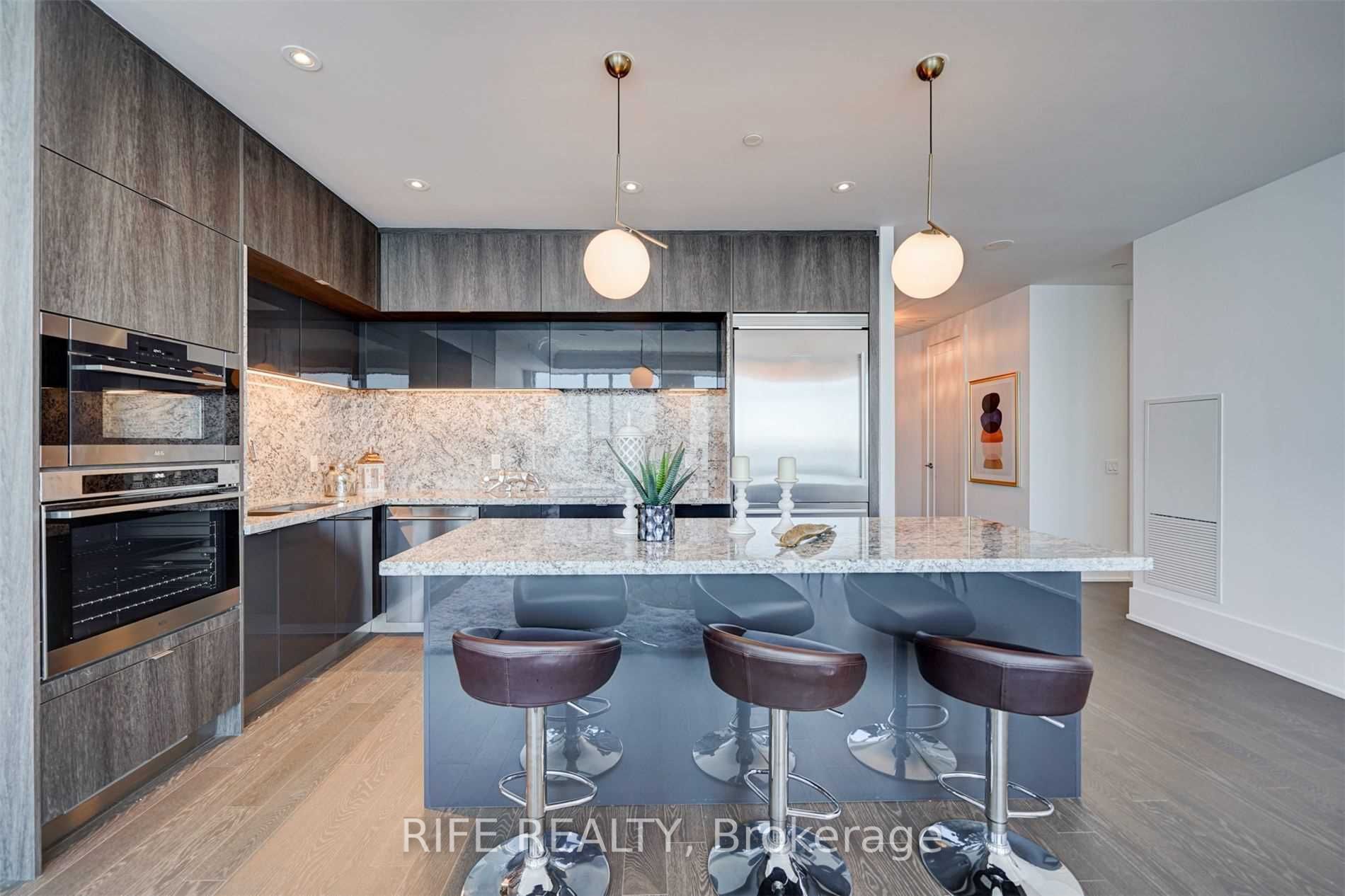 10 York St, #6305