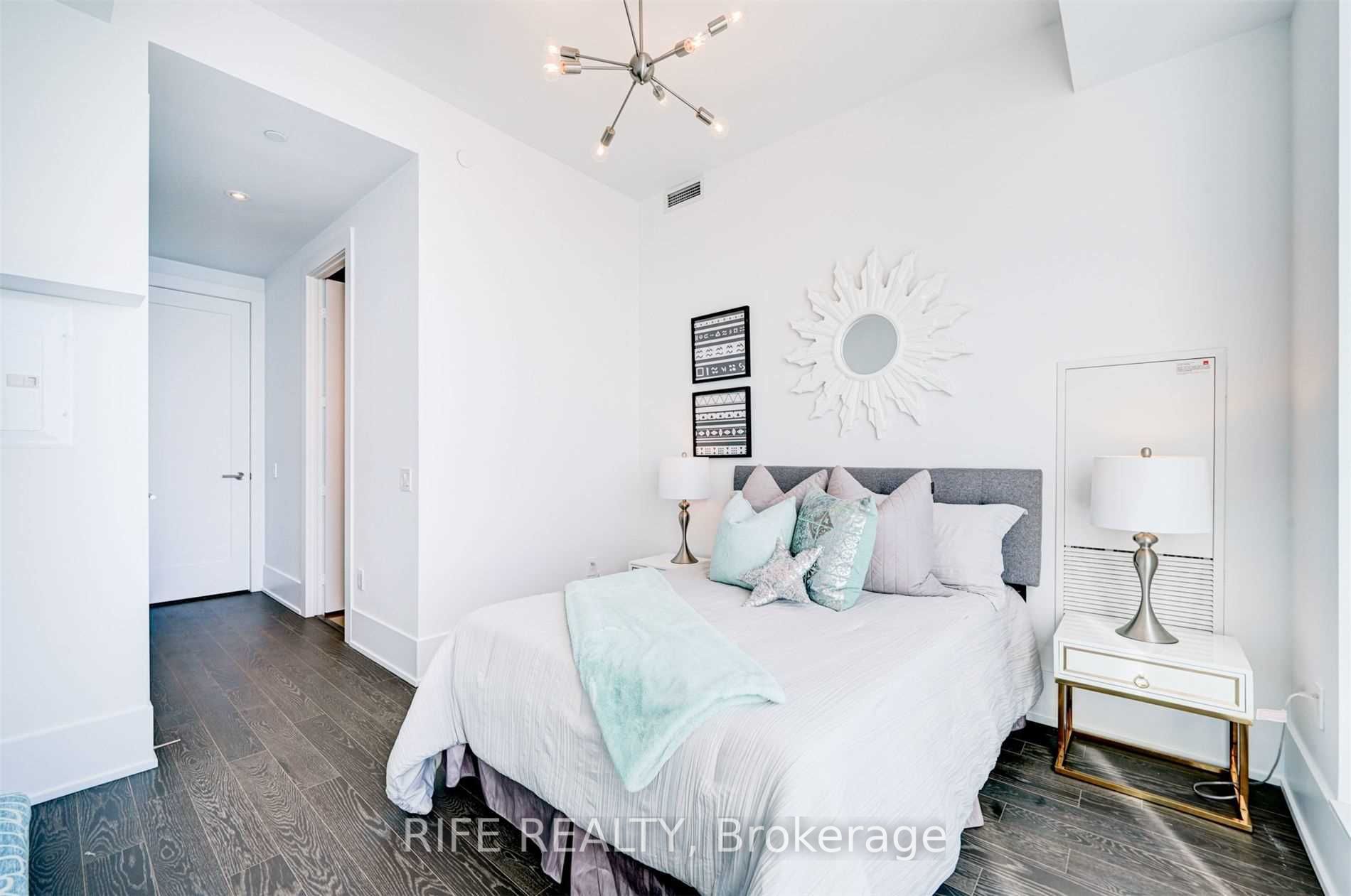 10 York St, #6305
