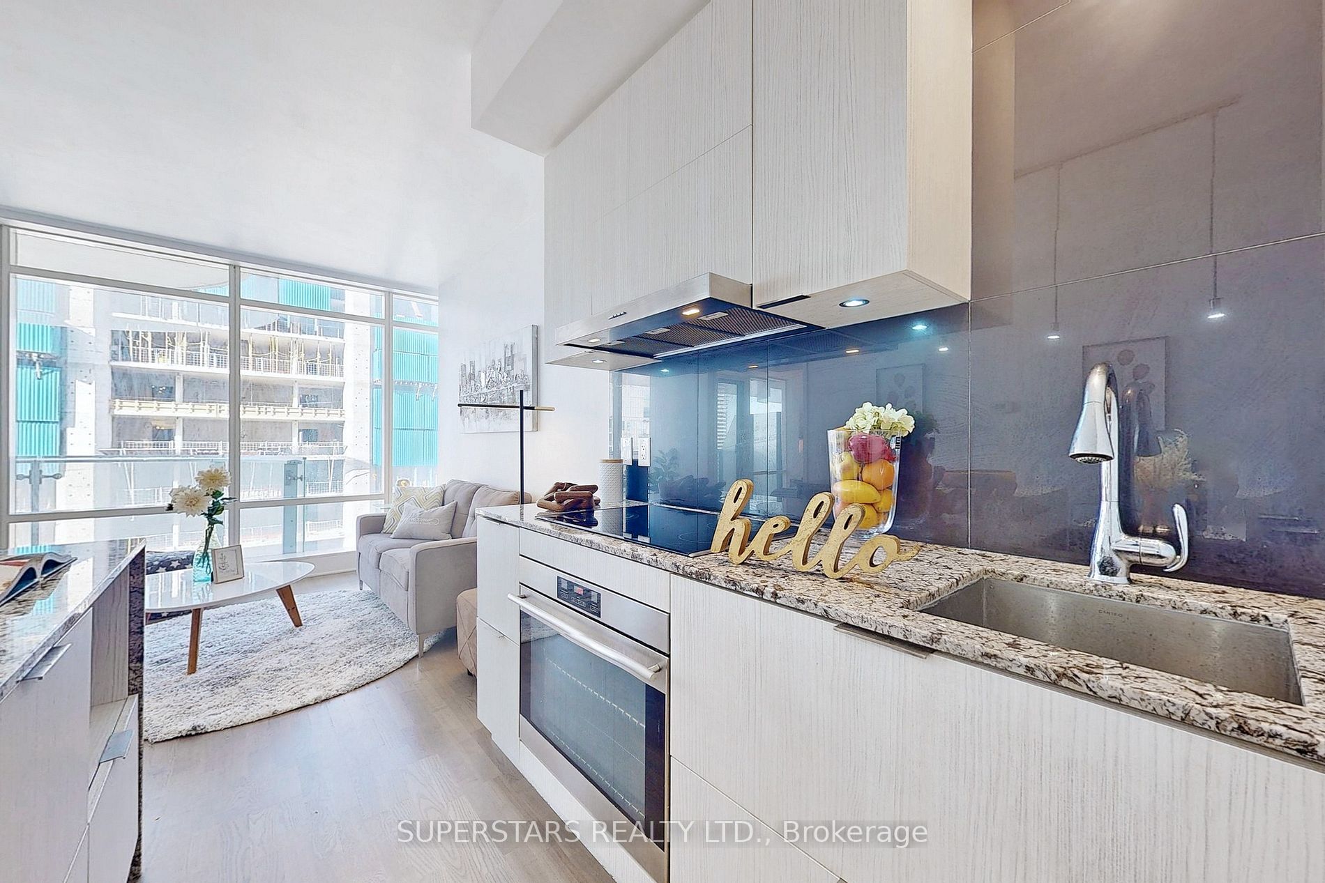 1 Bloor St E, #3309