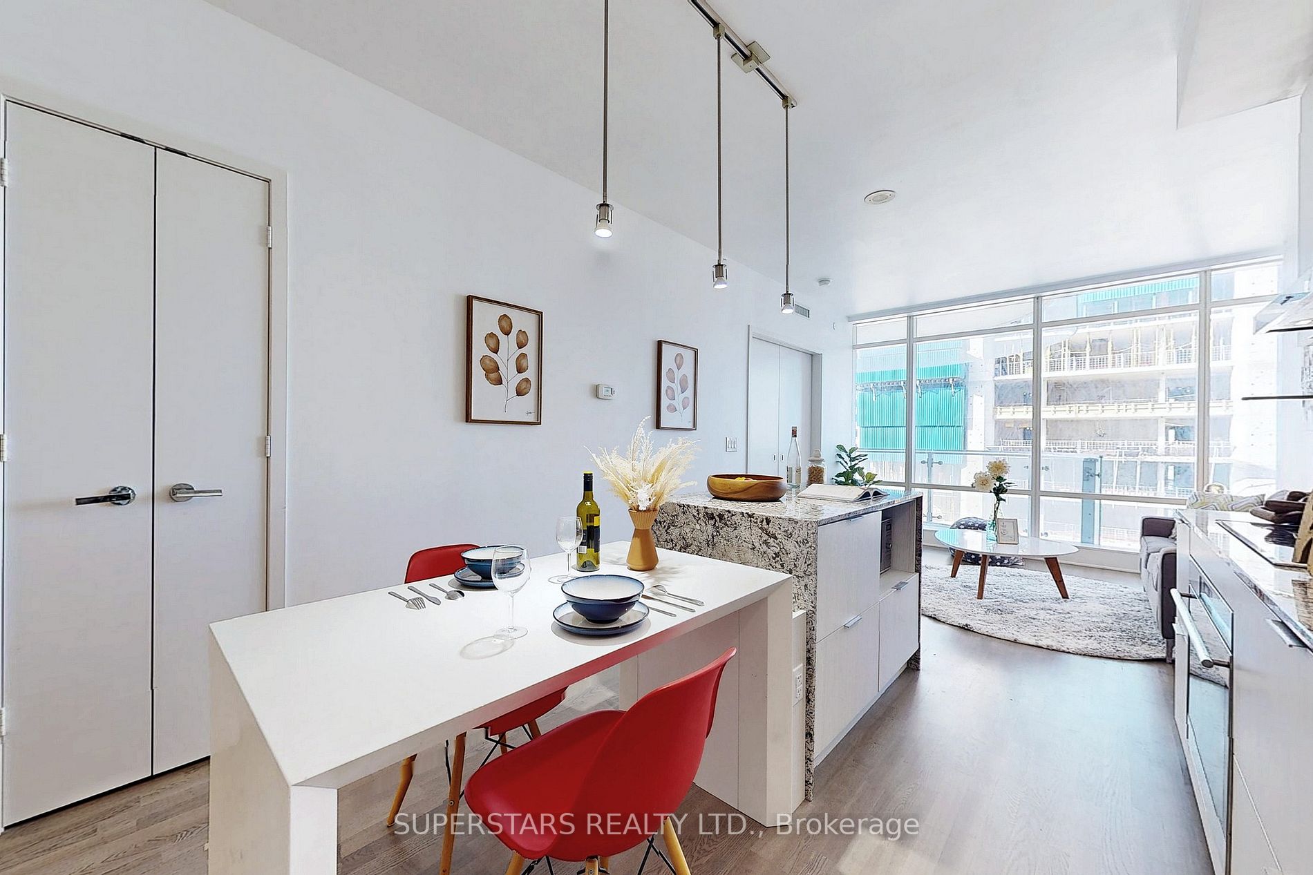 1 Bloor St E, #3309