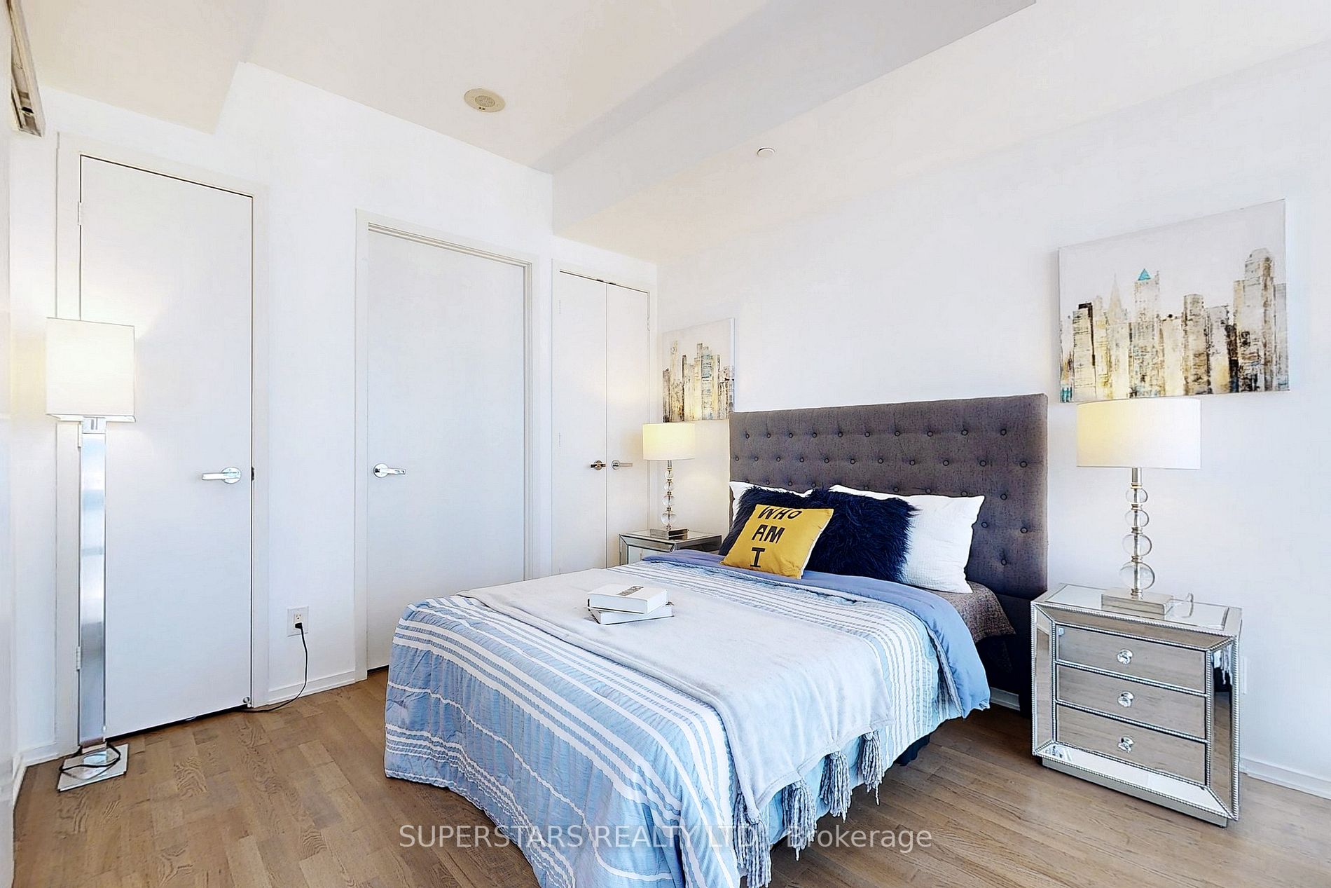 1 Bloor St E, #3309