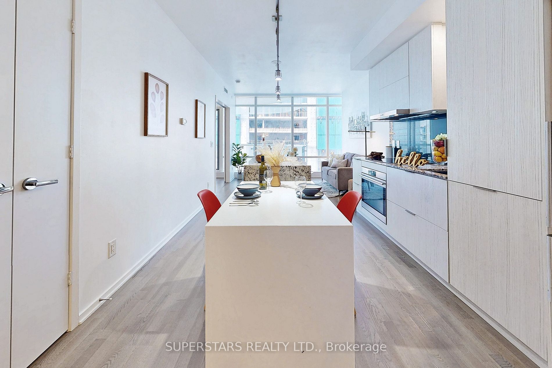 1 Bloor St E, #3309