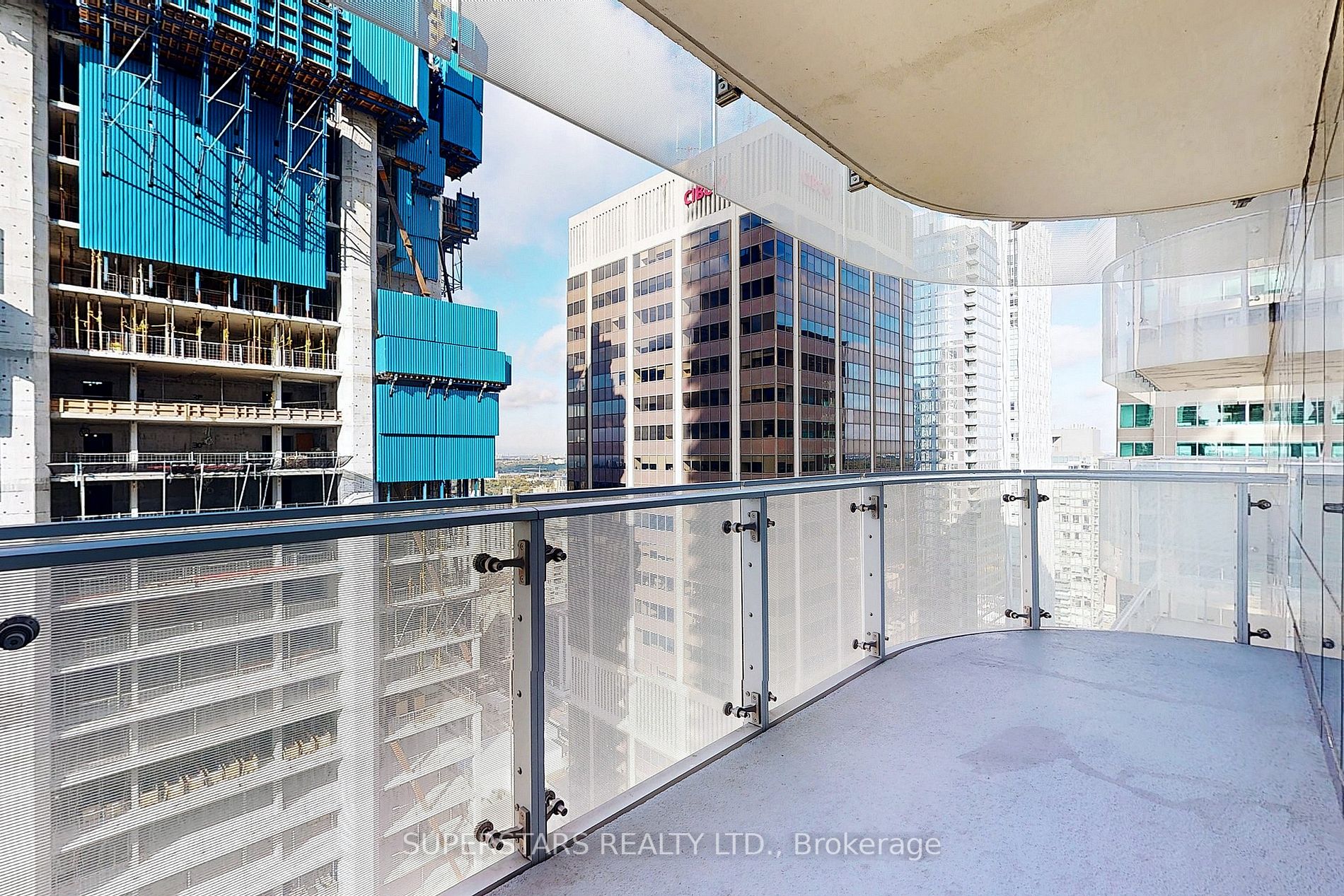 1 Bloor St E, #3309