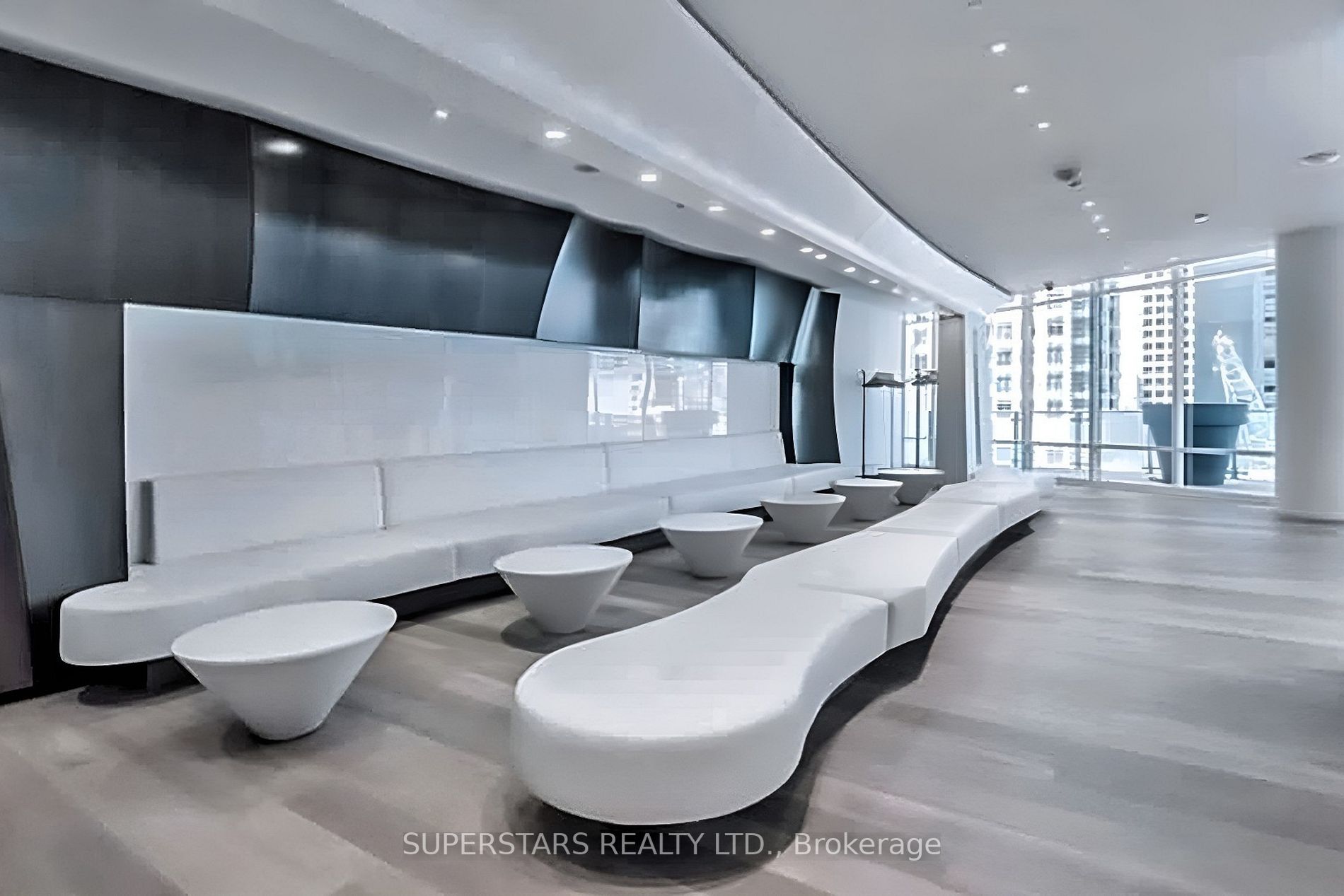 1 Bloor St E, #3309