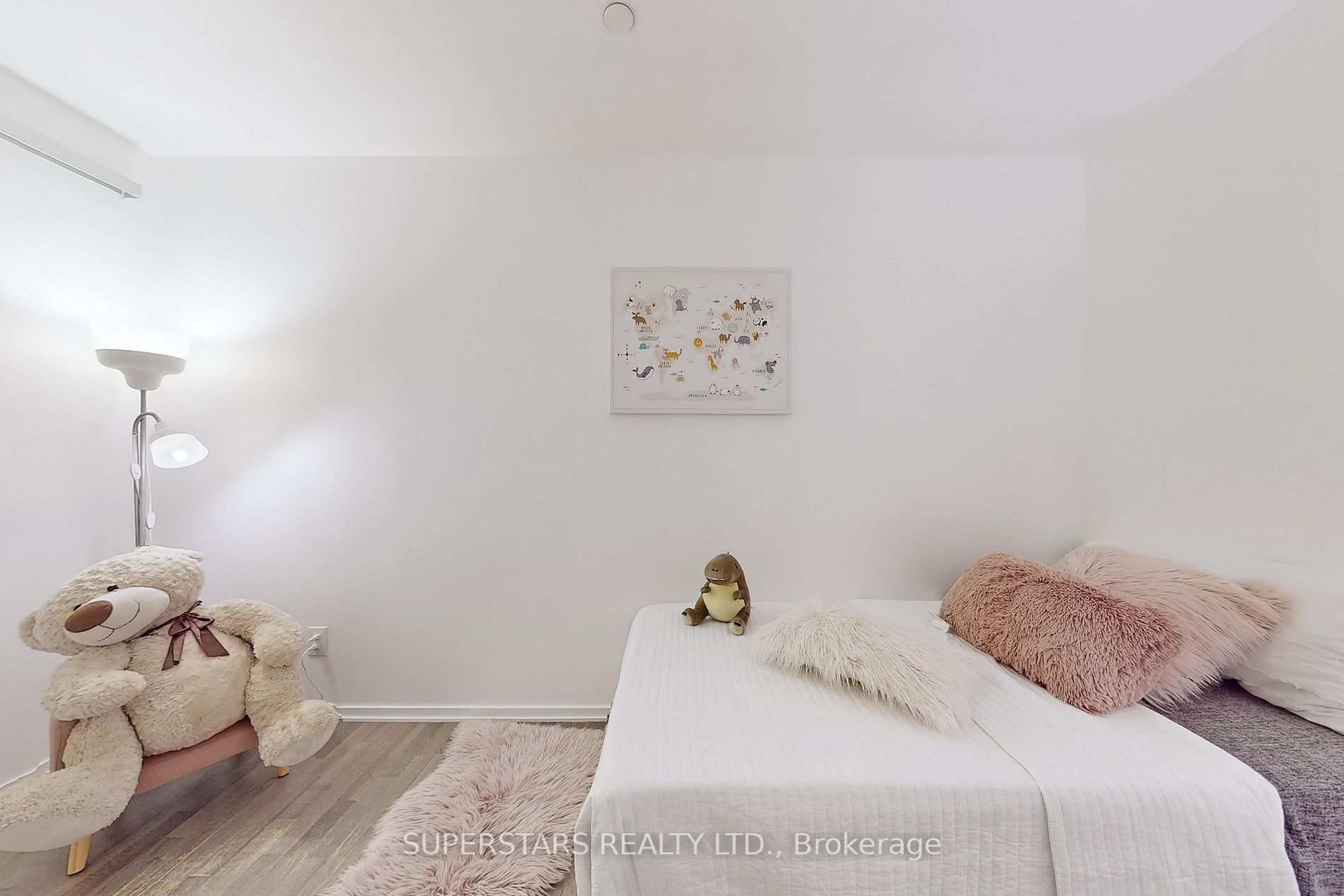 1 Bloor St E, #3309