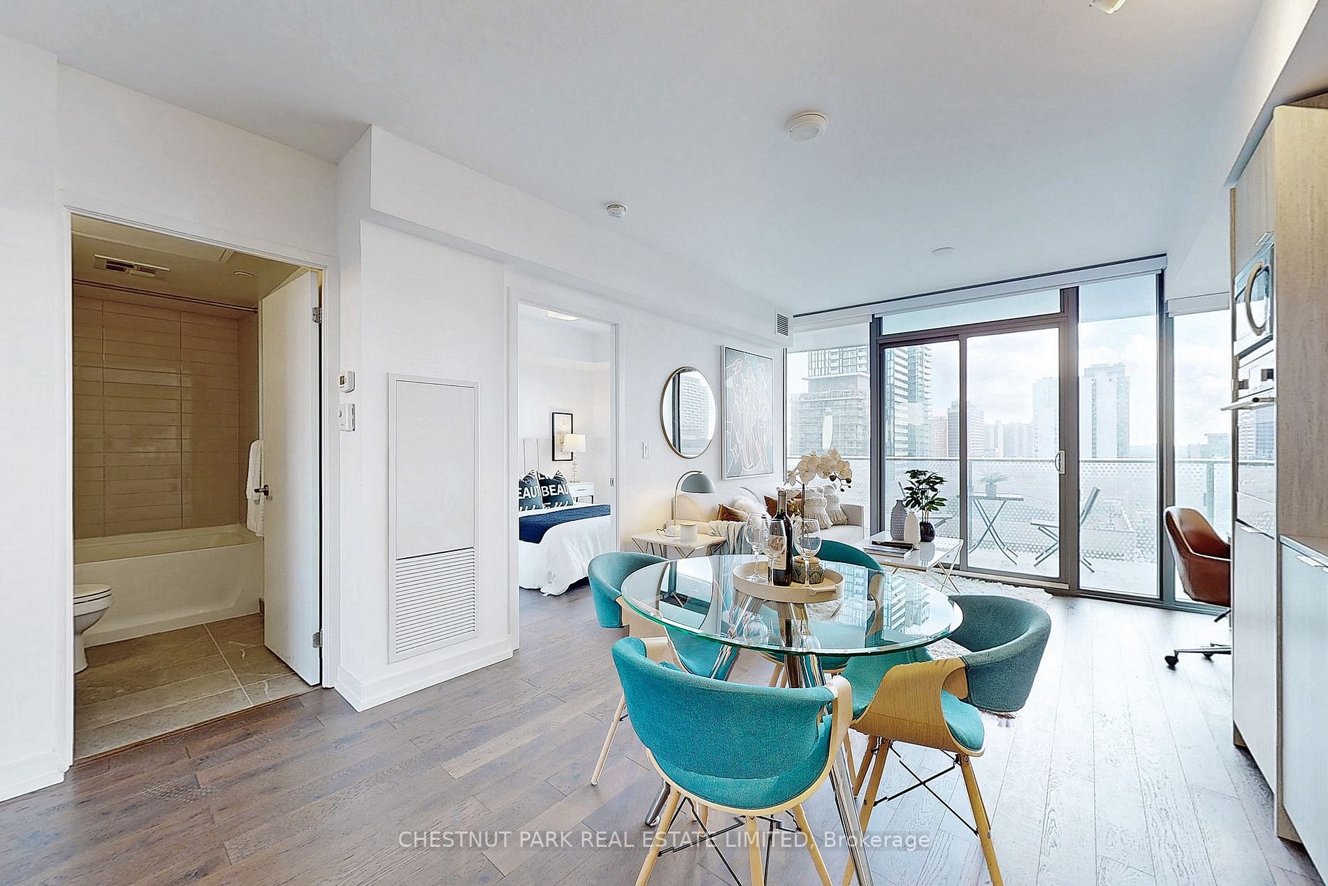 11 Wellesley St W, #1301