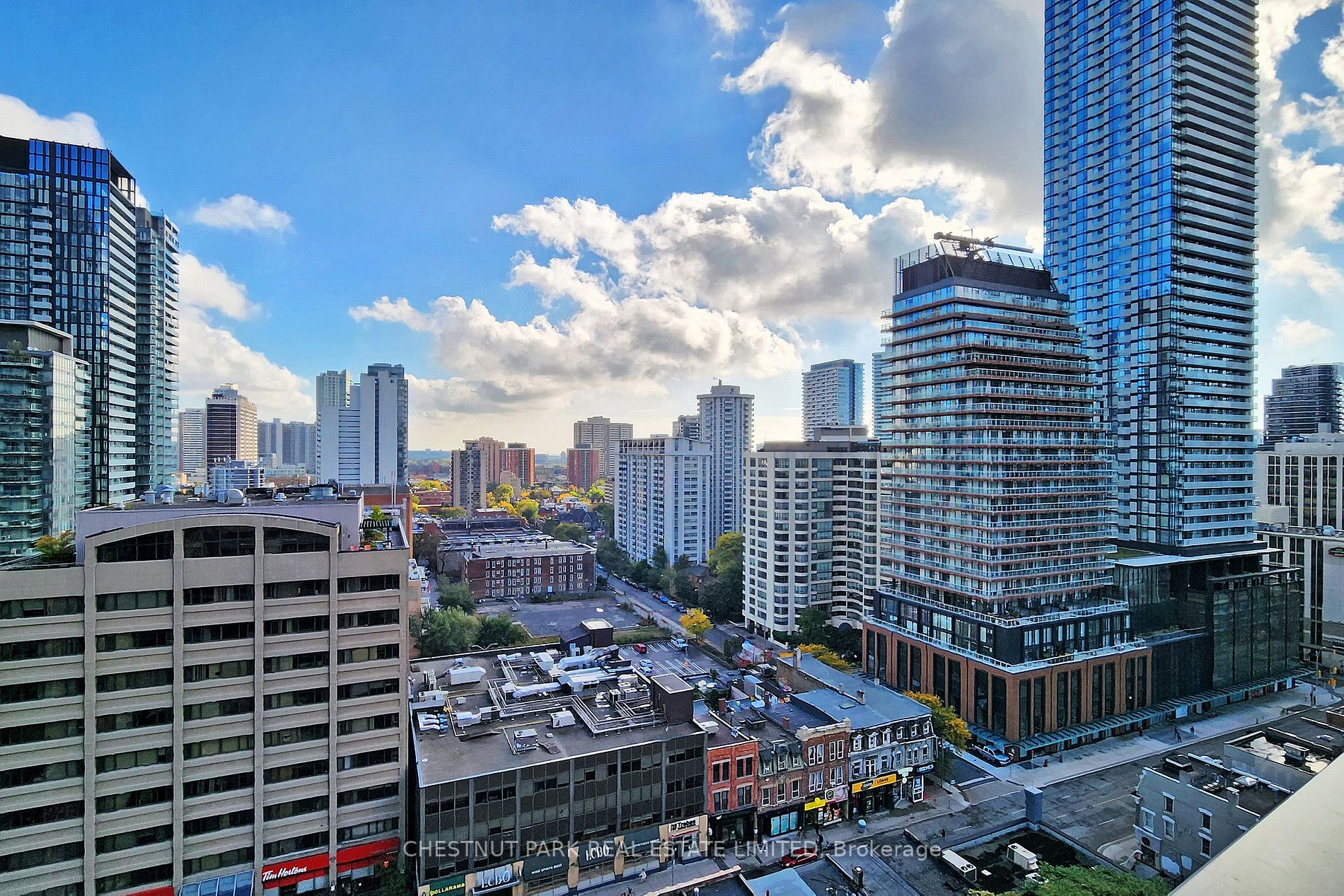 11 Wellesley St W, #1301