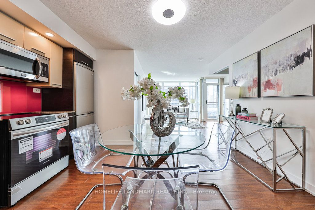 8 Telegram Mews, #1607